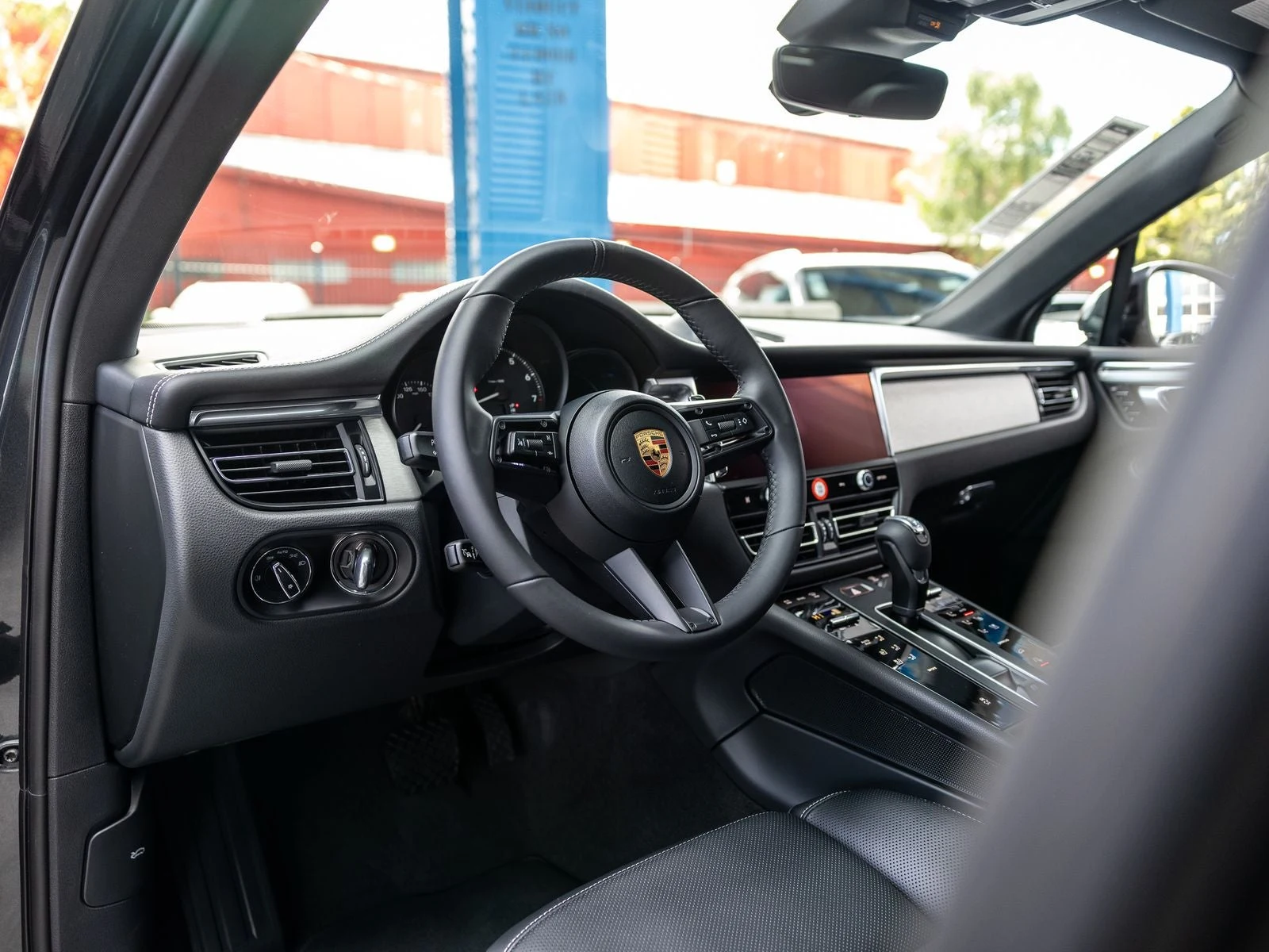 2026 Porsche Macan (95B), 4/20