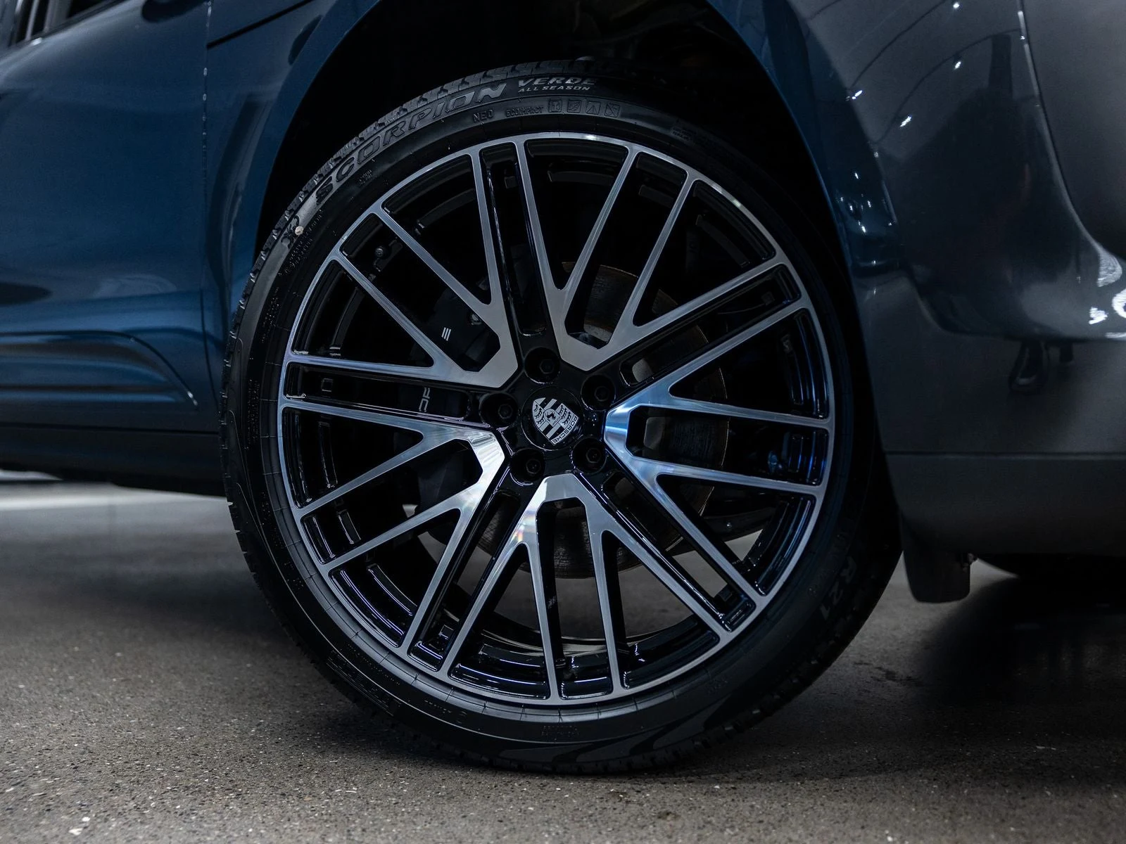 2026 Porsche Macan (95B), 18/20