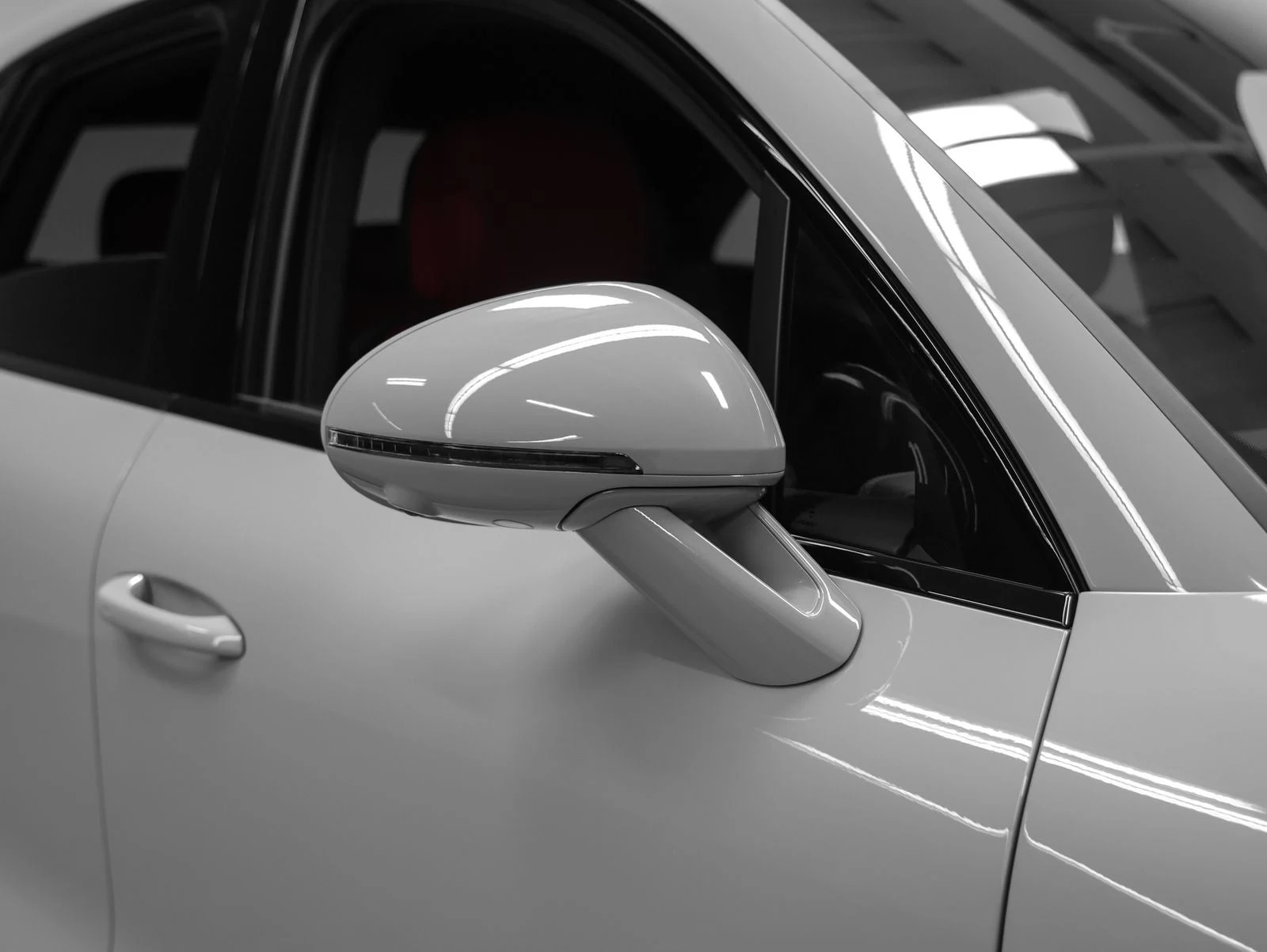 2026 Porsche Macan (95B), 13/20