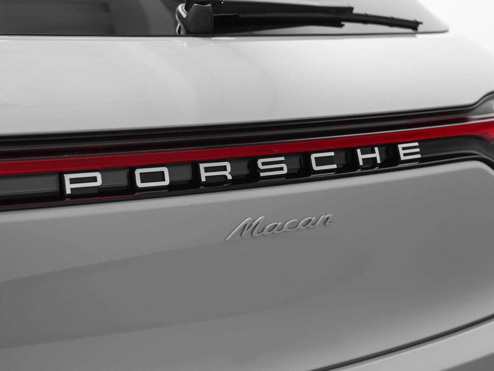 2026 Porsche Macan (95B), 17/20