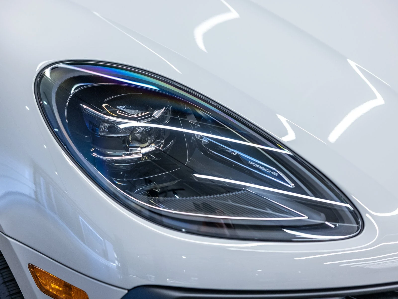 2026 Porsche Macan (95B), 13/20