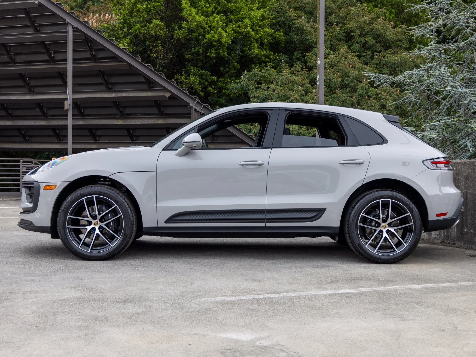 2026 Porsche Macan (95B), 2/20