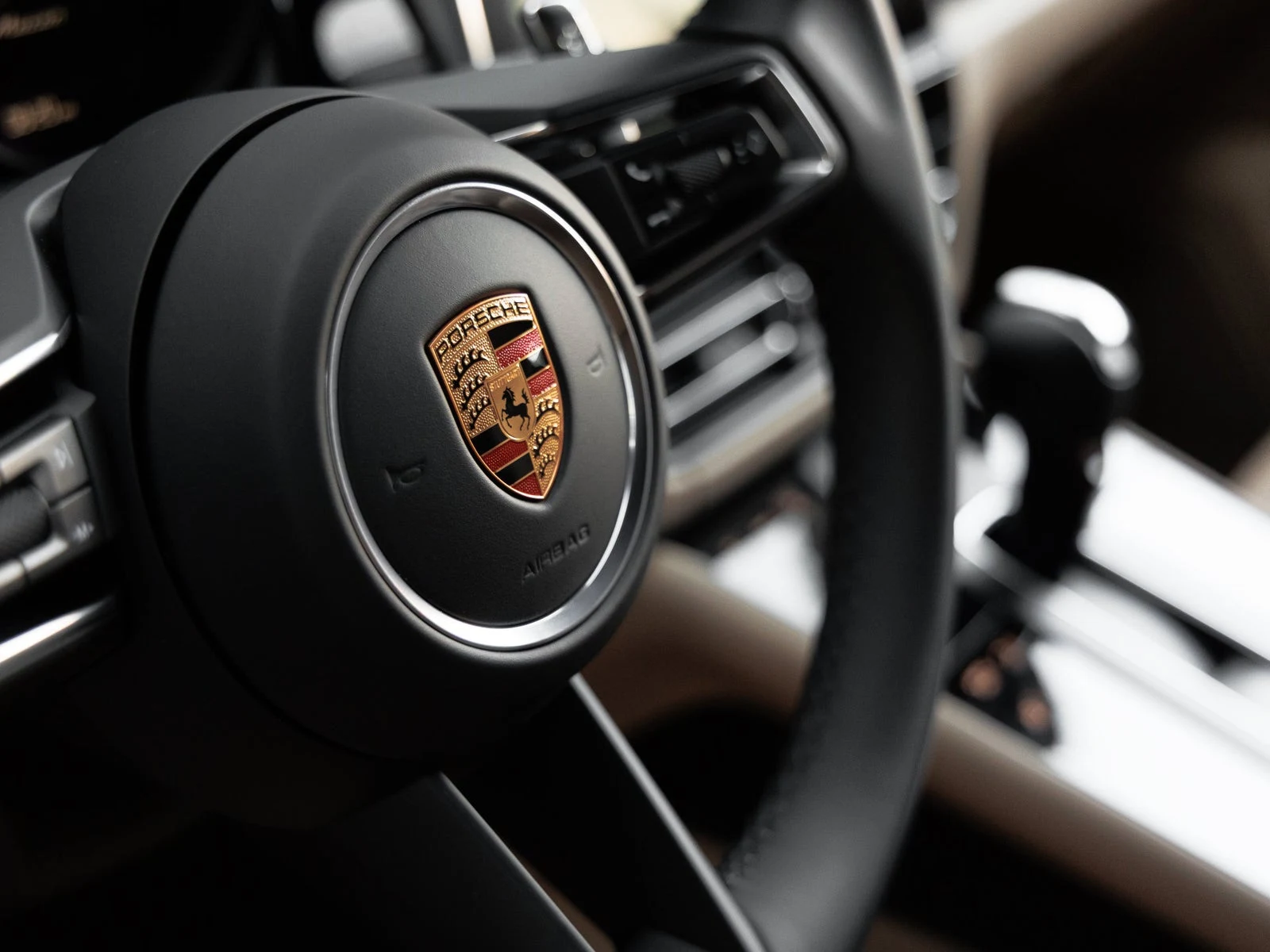 2026 Porsche Macan (95B), 19/20