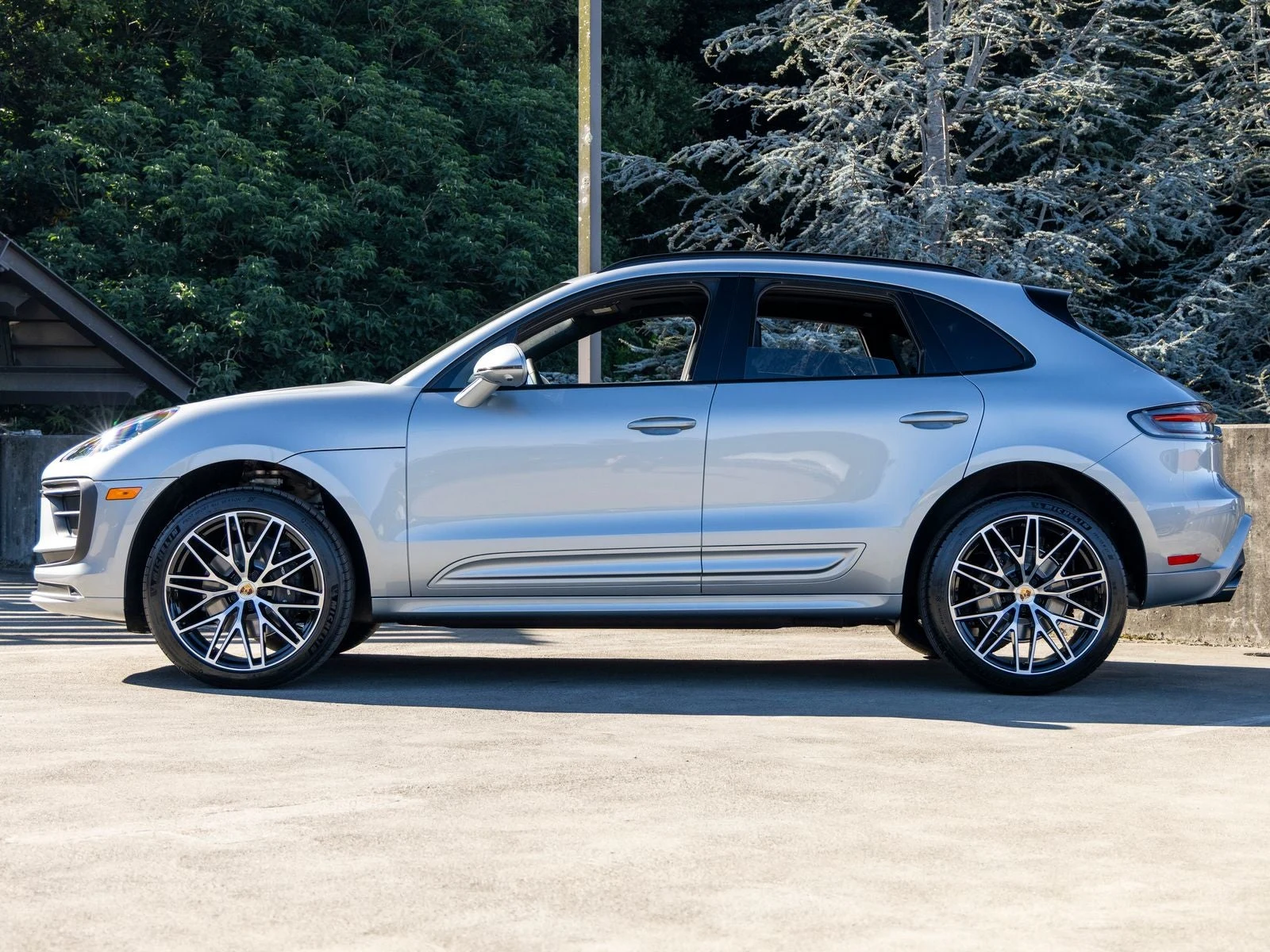 2026 Porsche Macan (95B), 2/20