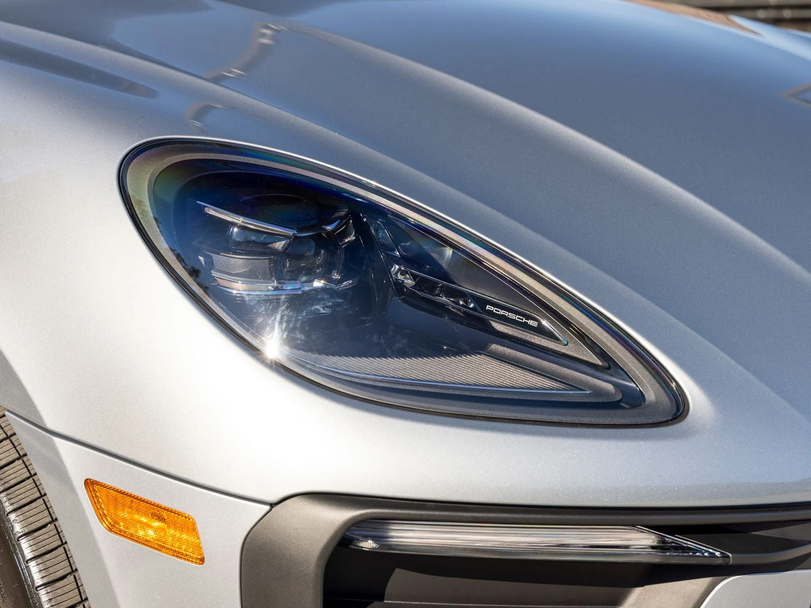 2026 Porsche Macan (95B), 15/20