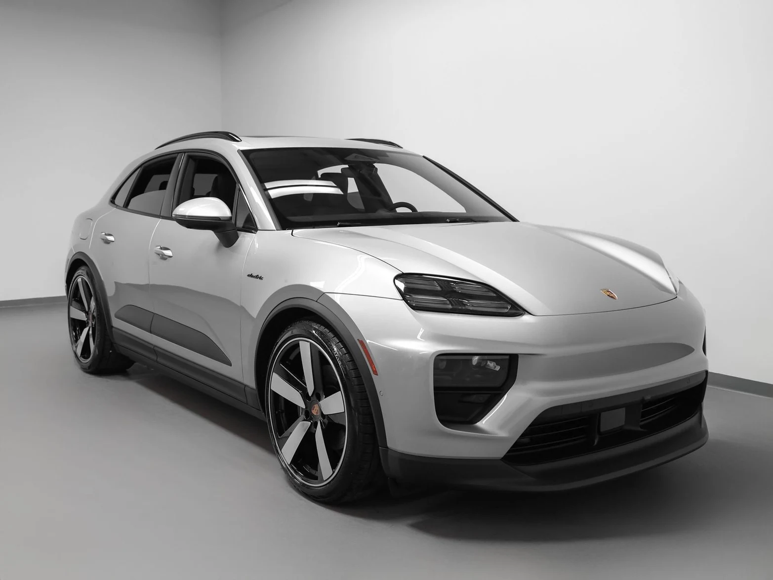 2026 Porsche Macan 4 Electric (XAB), 9/20