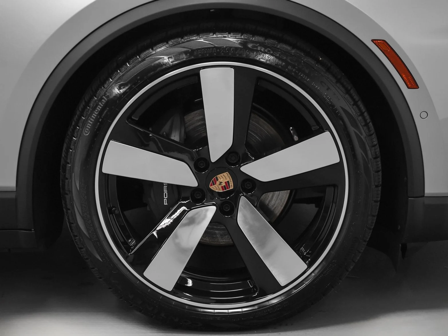 2026 Porsche Macan 4 Electric (XAB), 14/20