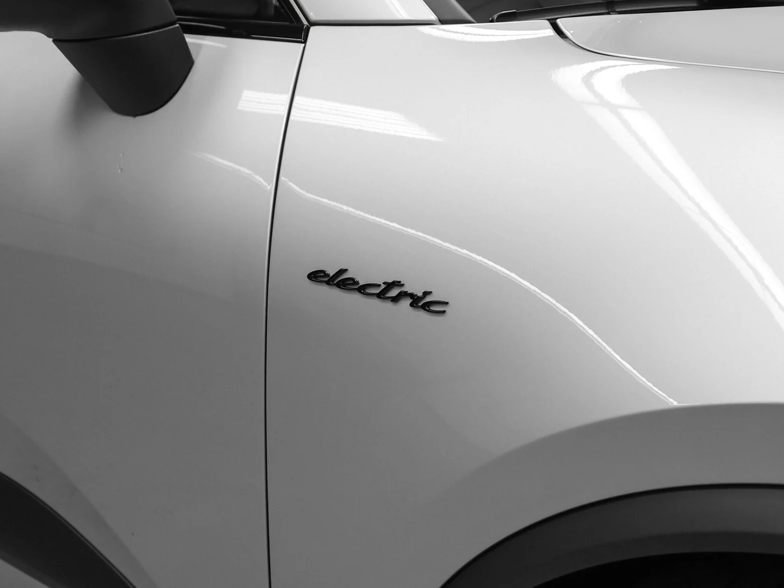 2026 Porsche Macan 4 Electric (XAB), 16/20