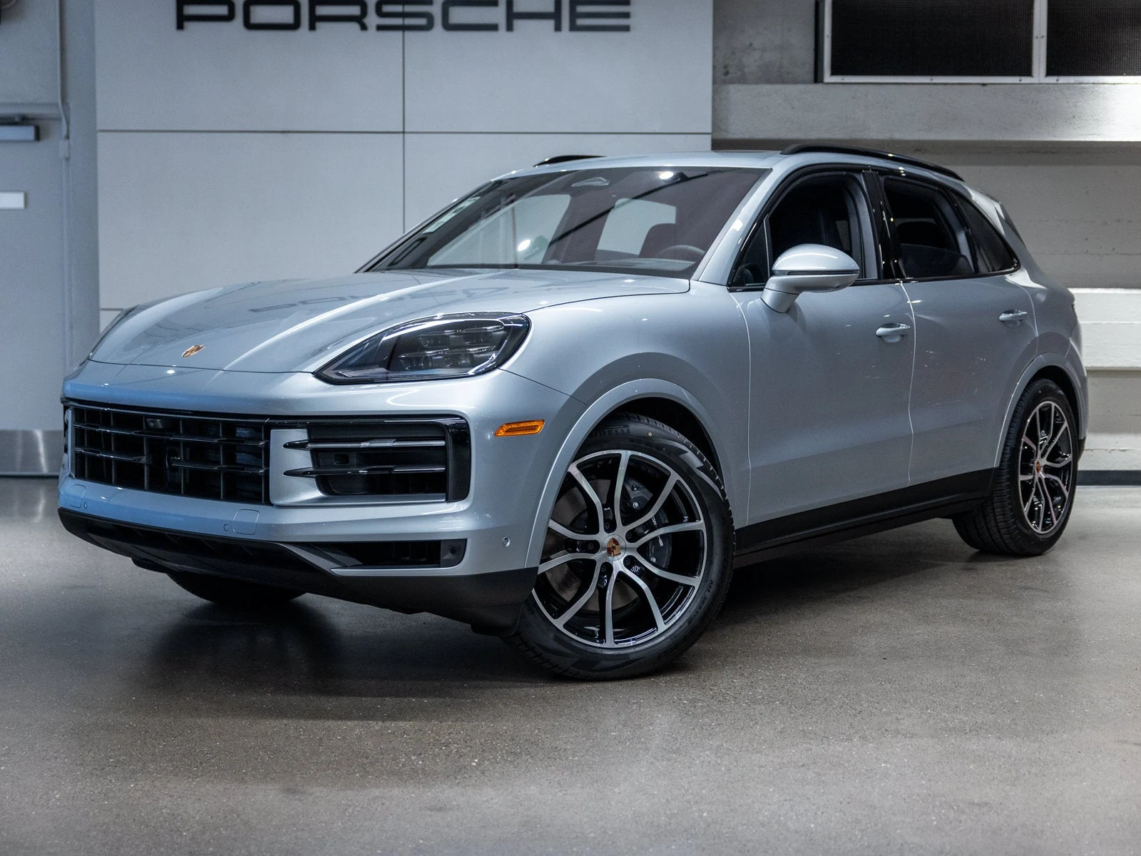 Porsche Cayenne (3rd Generation) · Dolomite Silver Metallic · Indigo Auto Group