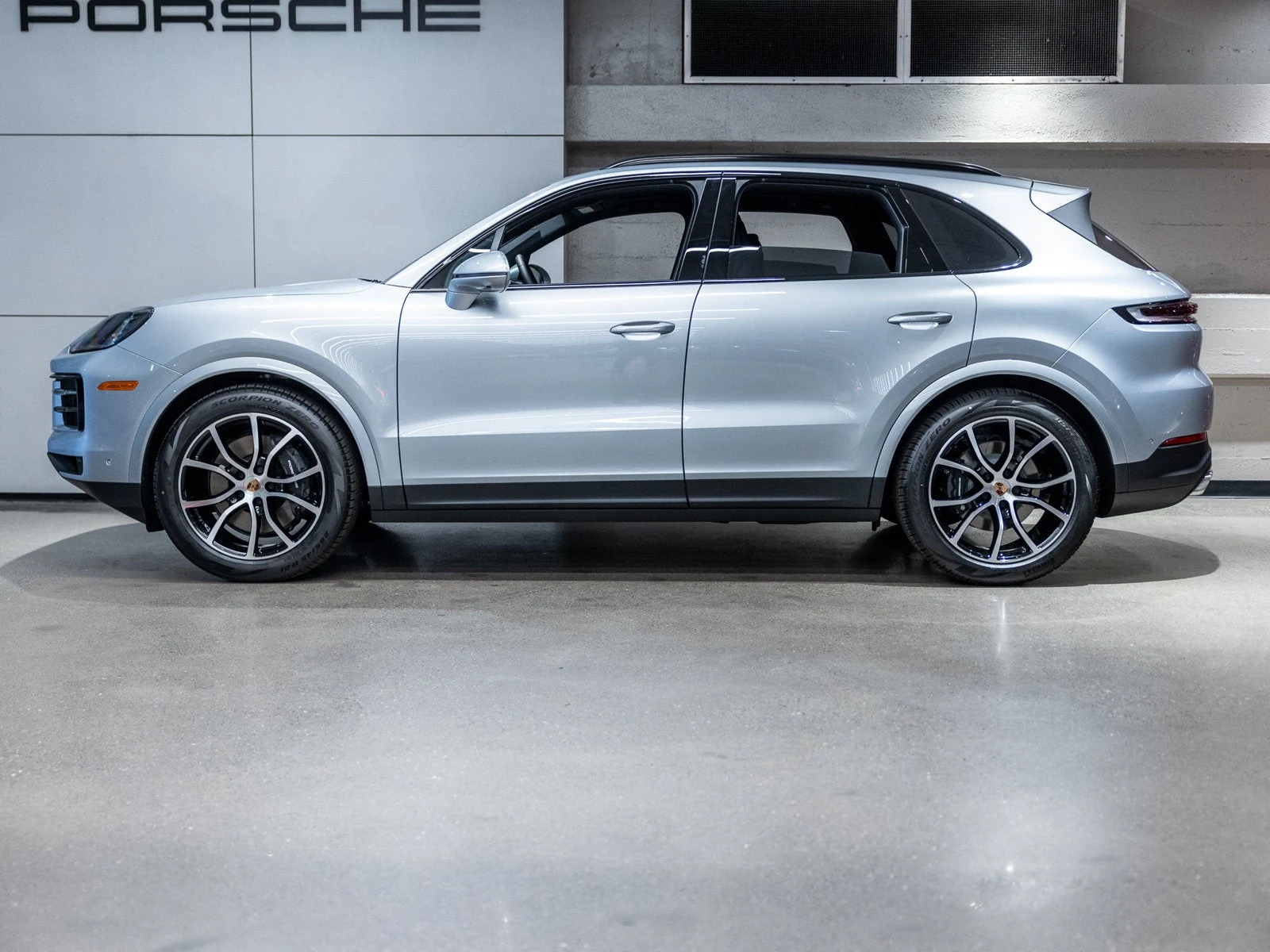 2026 Porsche Cayenne (3rd Generation), 2/20