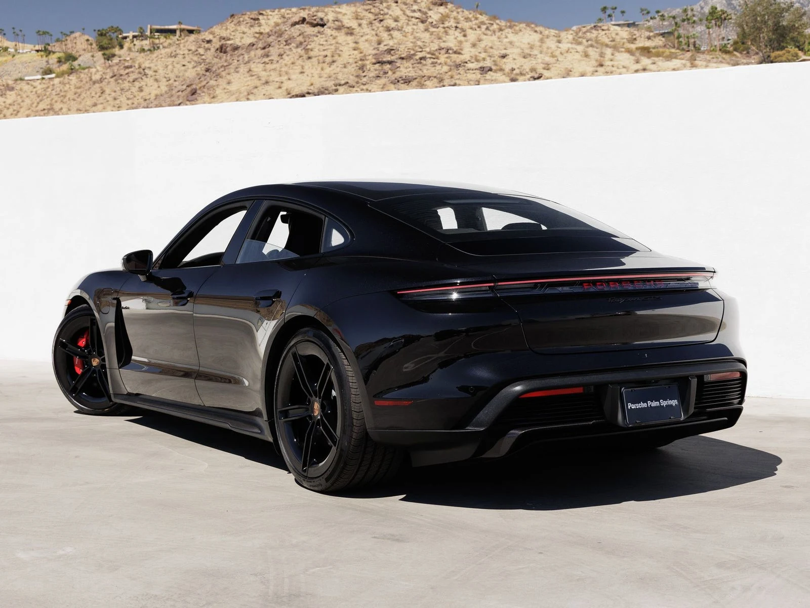 2026 Porsche Taycan GTS (2025 Update), 3/20