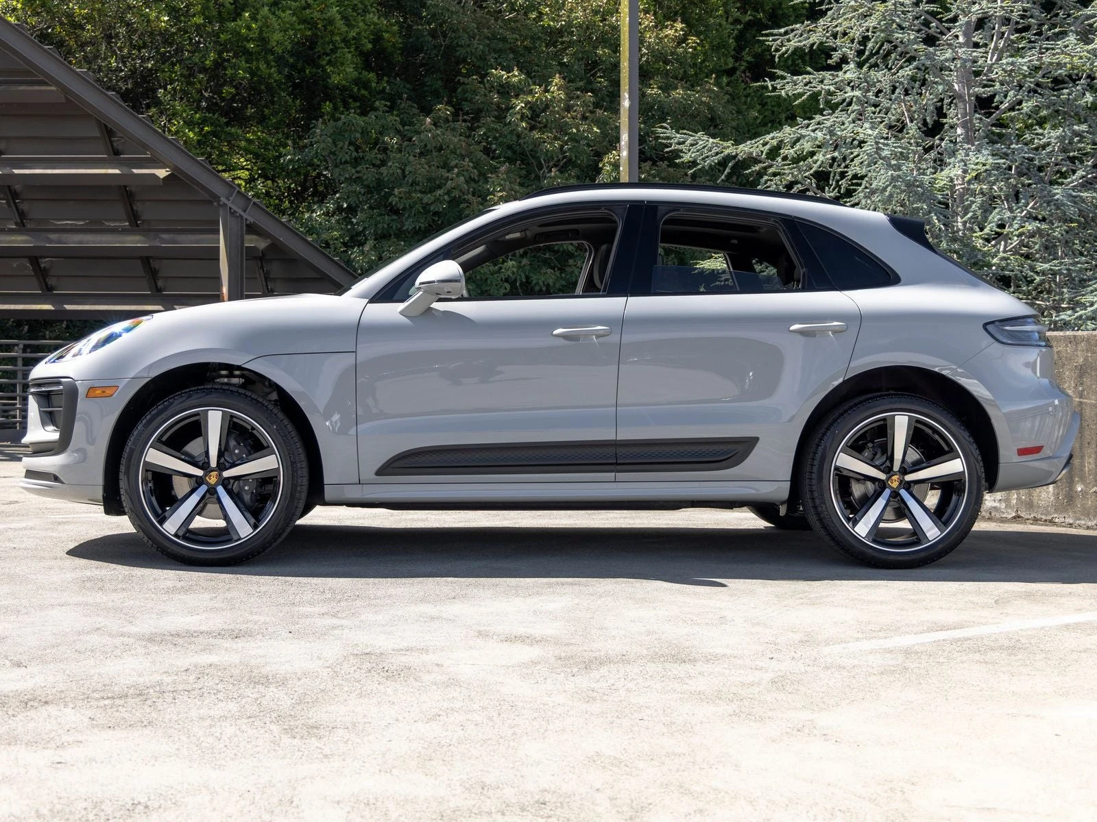 2026 Porsche Macan (95B), 2/20