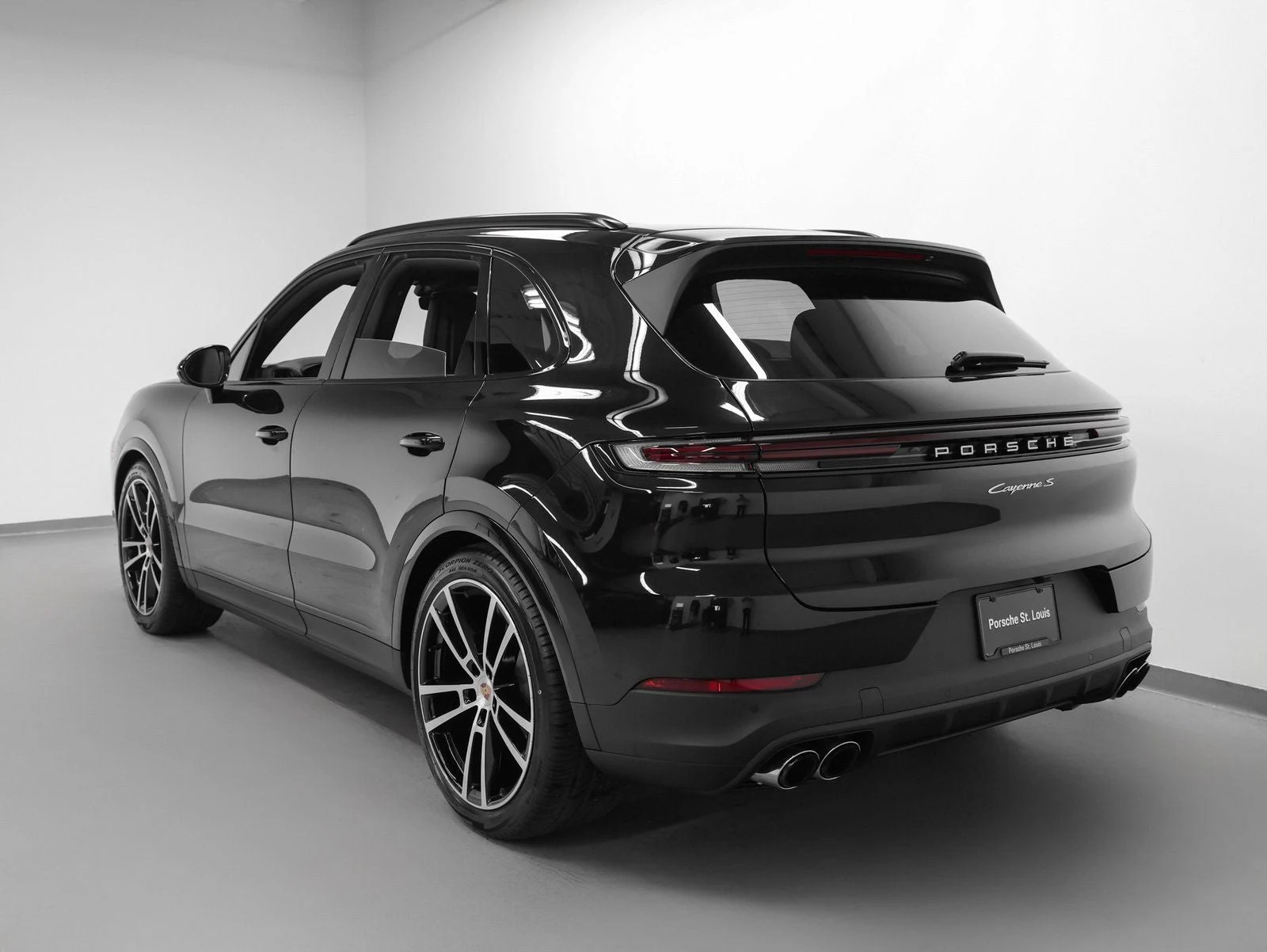 2026 Porsche Cayenne S (3rd Generation), 3/20