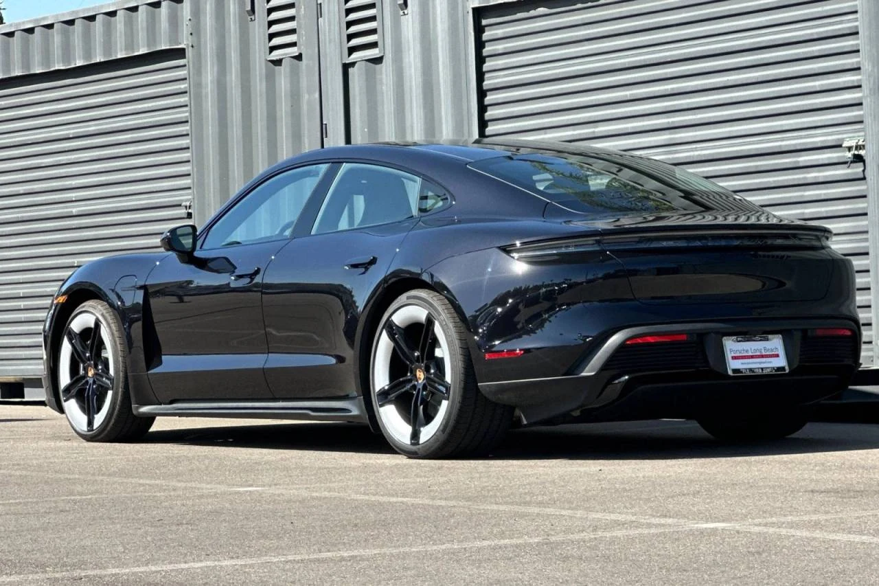 2026 Porsche Taycan 4 Black Edition (2025 Update), 3/20