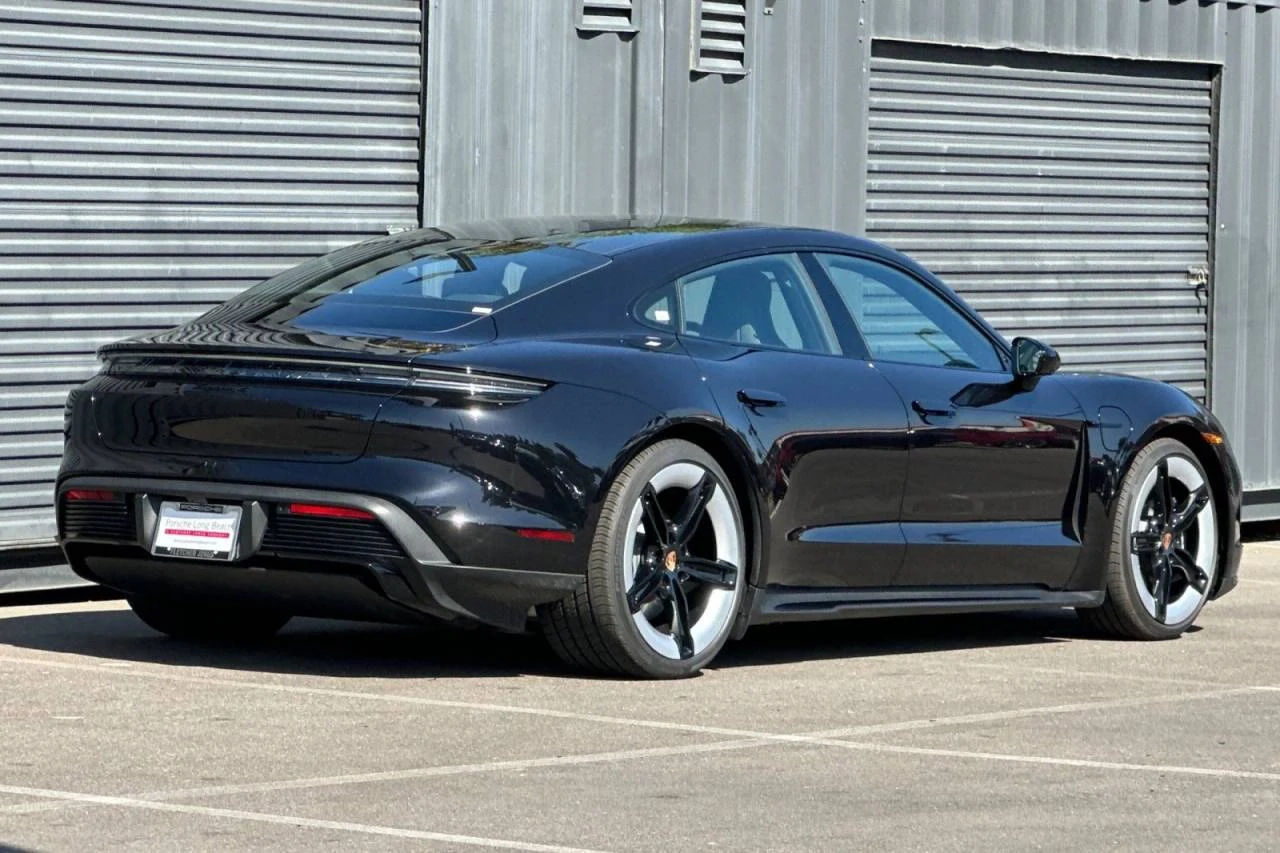 2026 Porsche Taycan 4 Black Edition (2025 Update), 8/20
