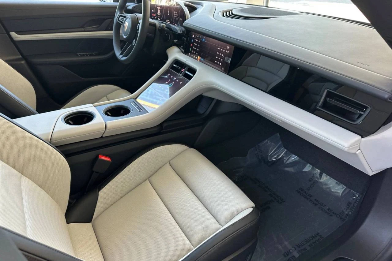 2026 Porsche Taycan 4 Black Edition (2025 Update), 15/20