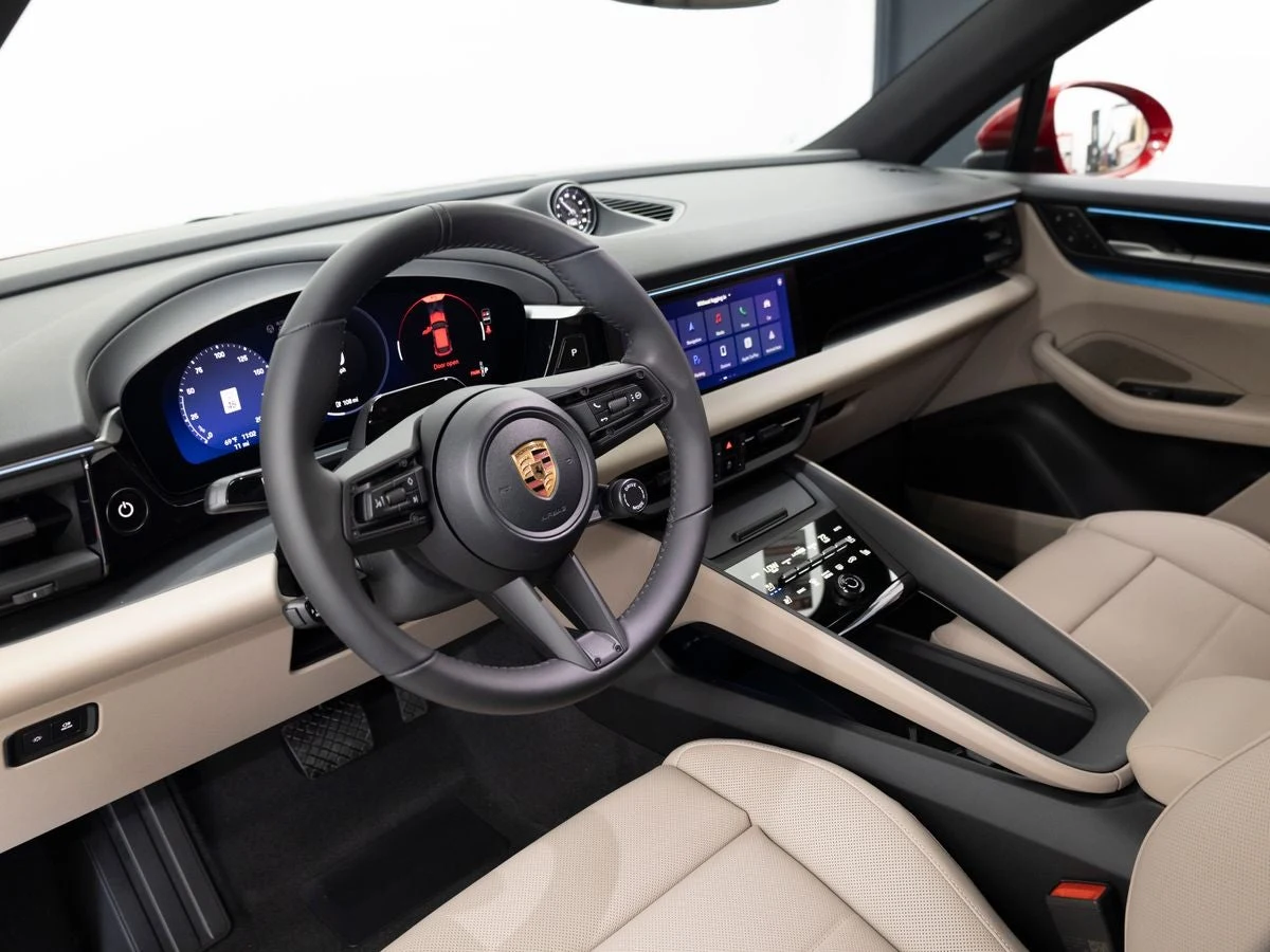 2026 Porsche Macan 4 Electric (XAB), 4/20