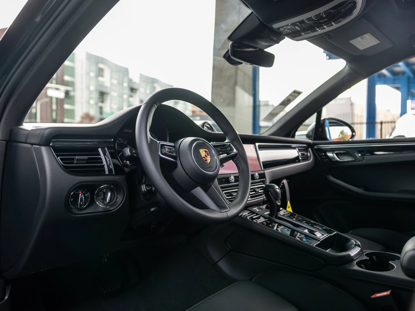2026 Porsche Macan (95B), 4/20