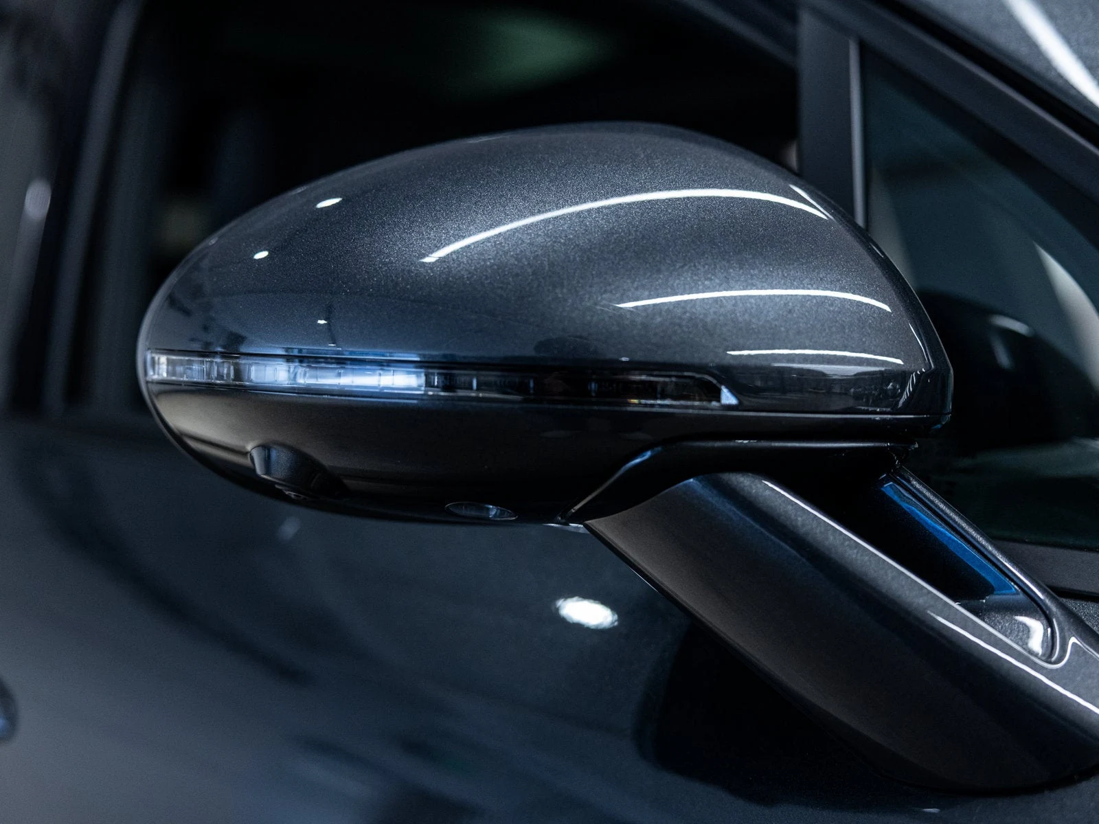 2026 Porsche Macan (95B), 14/20