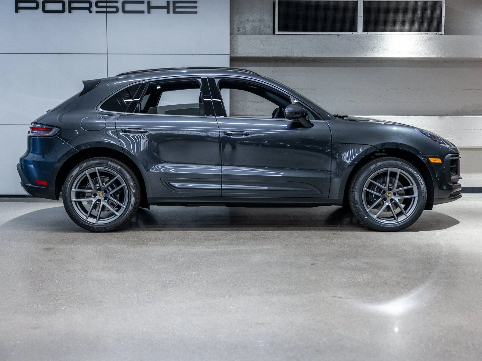 2026 Porsche Macan (95B), 20/20