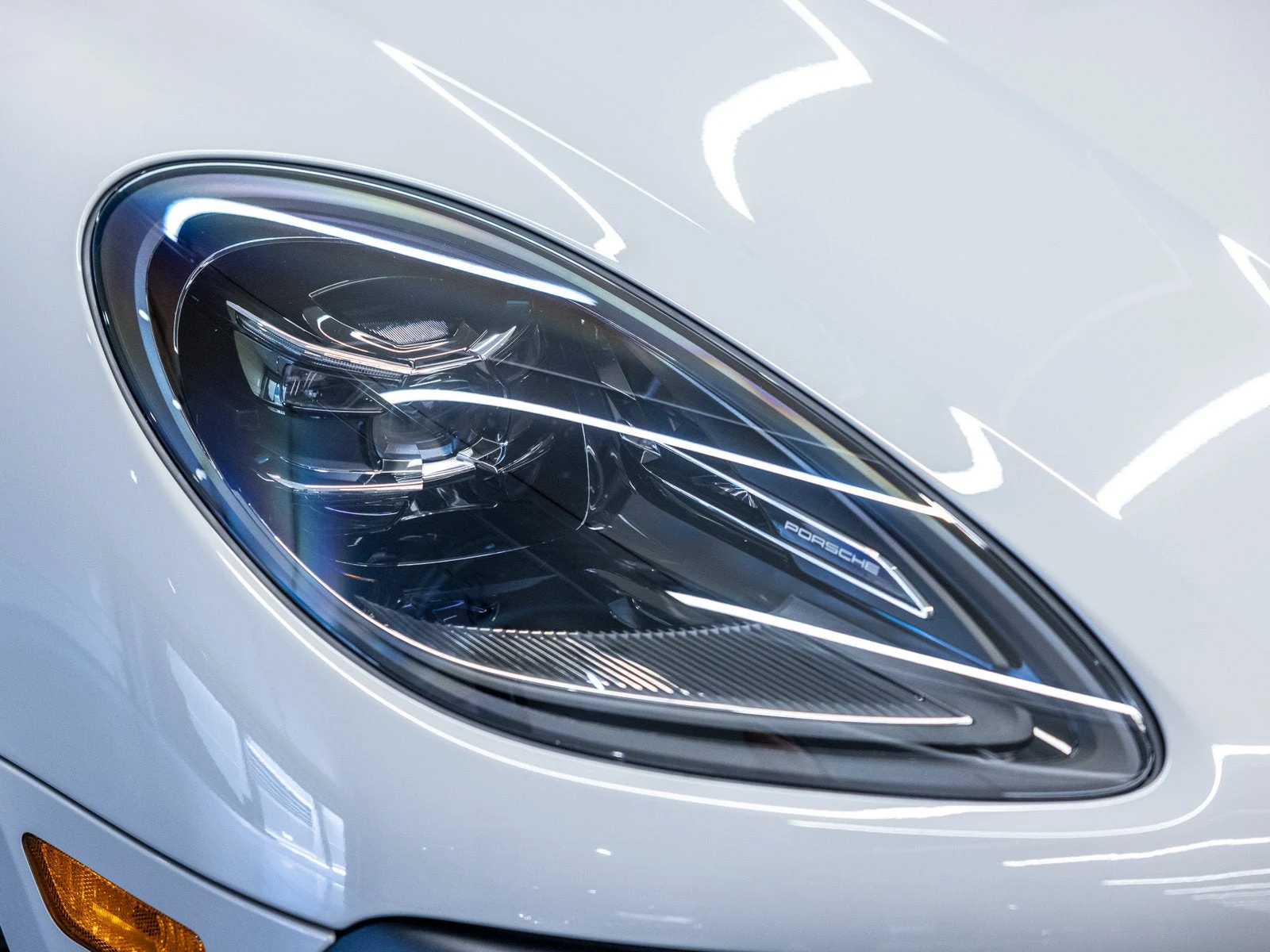 2026 Porsche Macan S (95B), 13/20