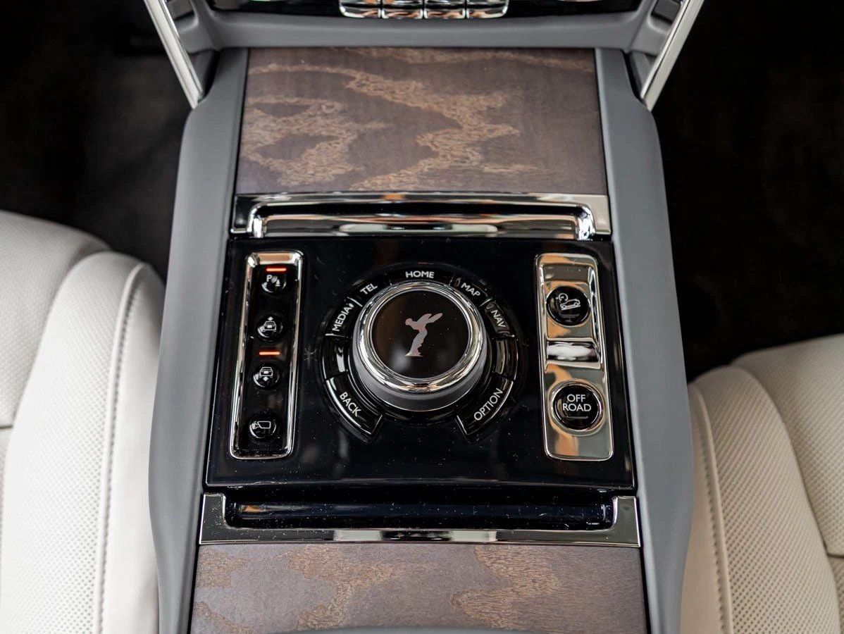 2026 Rolls-Royce Cullinan Series II, 18/20