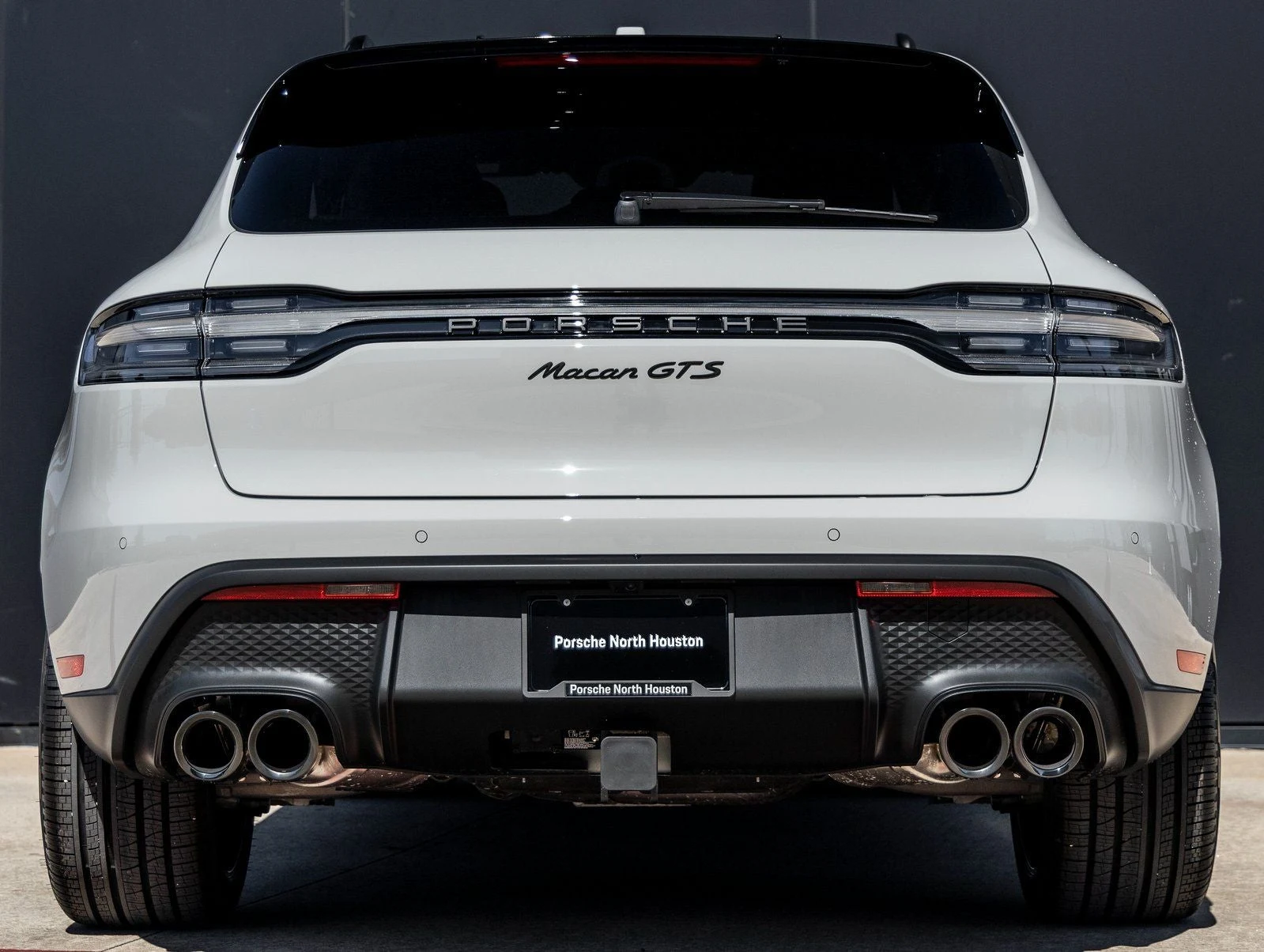 2026 Porsche Macan GTS (95B), 10/20