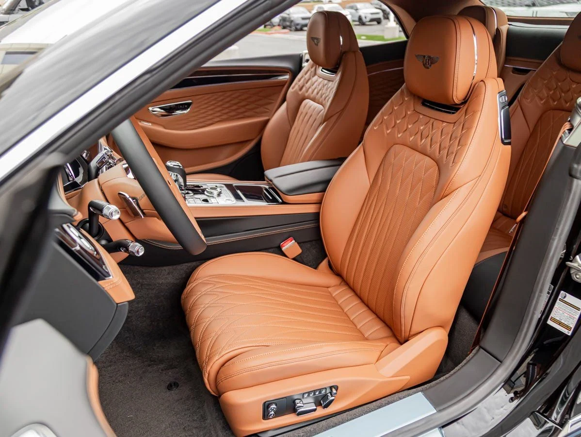 2026 Bentley Continental GTC Azure (4th Generation), 17/20