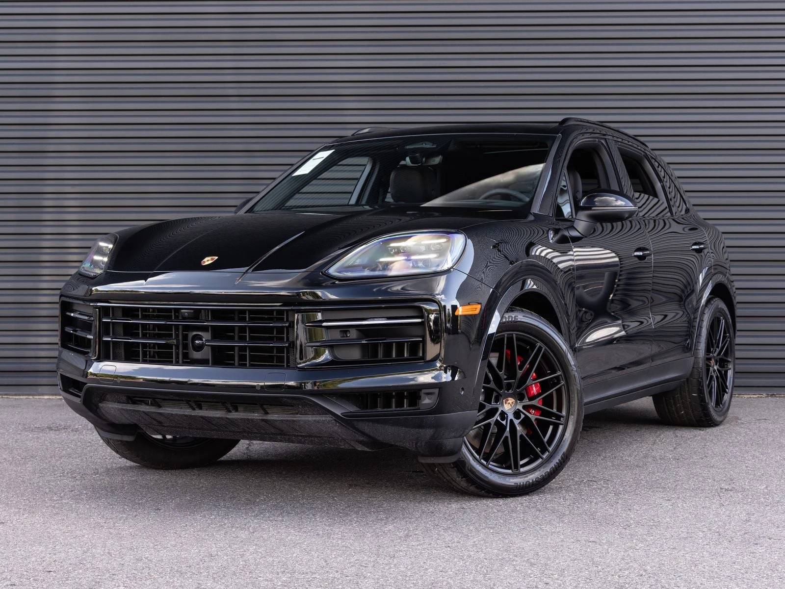 Porsche Cayenne S (3rd Generation) · Chromite Black Metallic · Indigo Auto Group