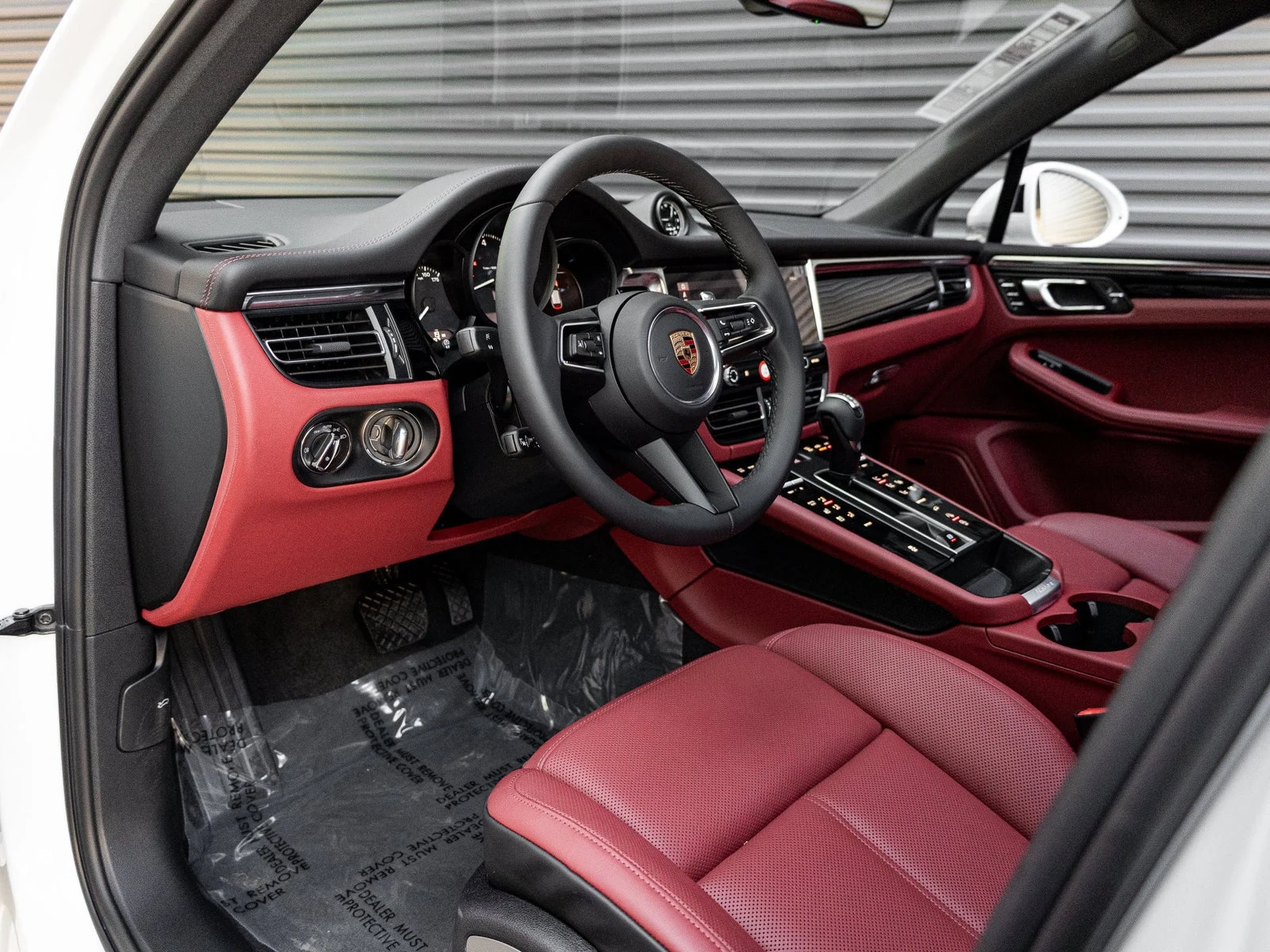 2026 Porsche Macan (95B), 4/20