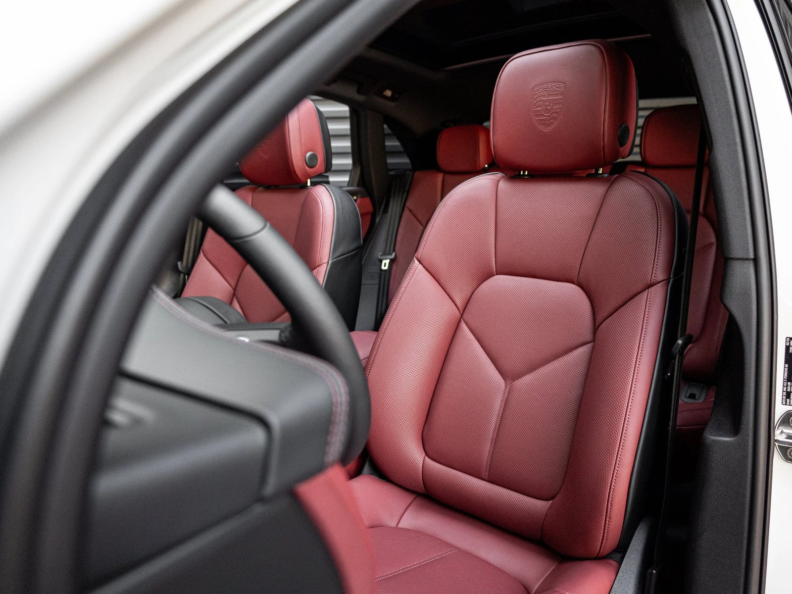 2026 Porsche Macan (95B), 5/20