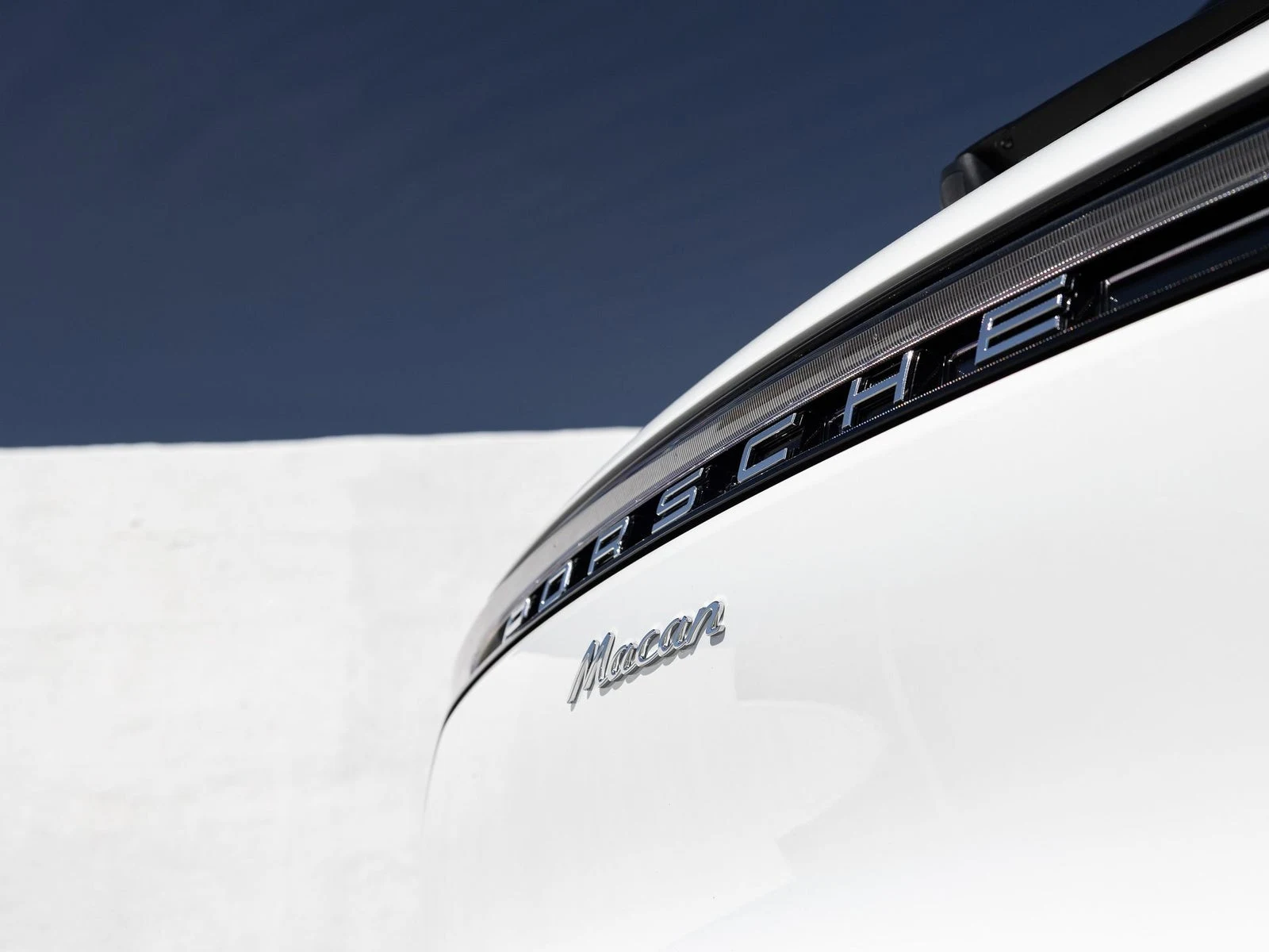 2026 Porsche Macan (95B), 12/20
