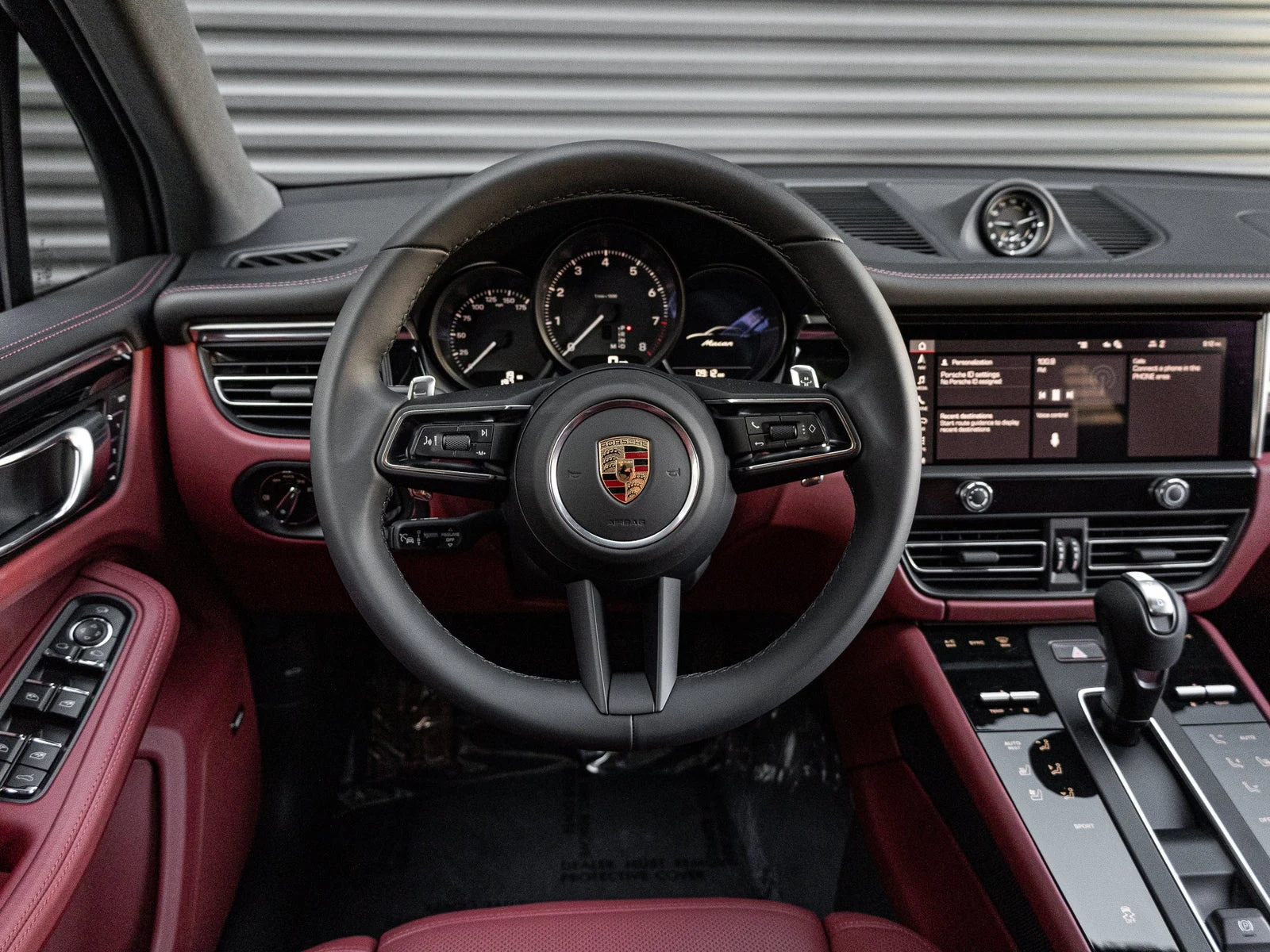 2026 Porsche Macan (95B), 17/20