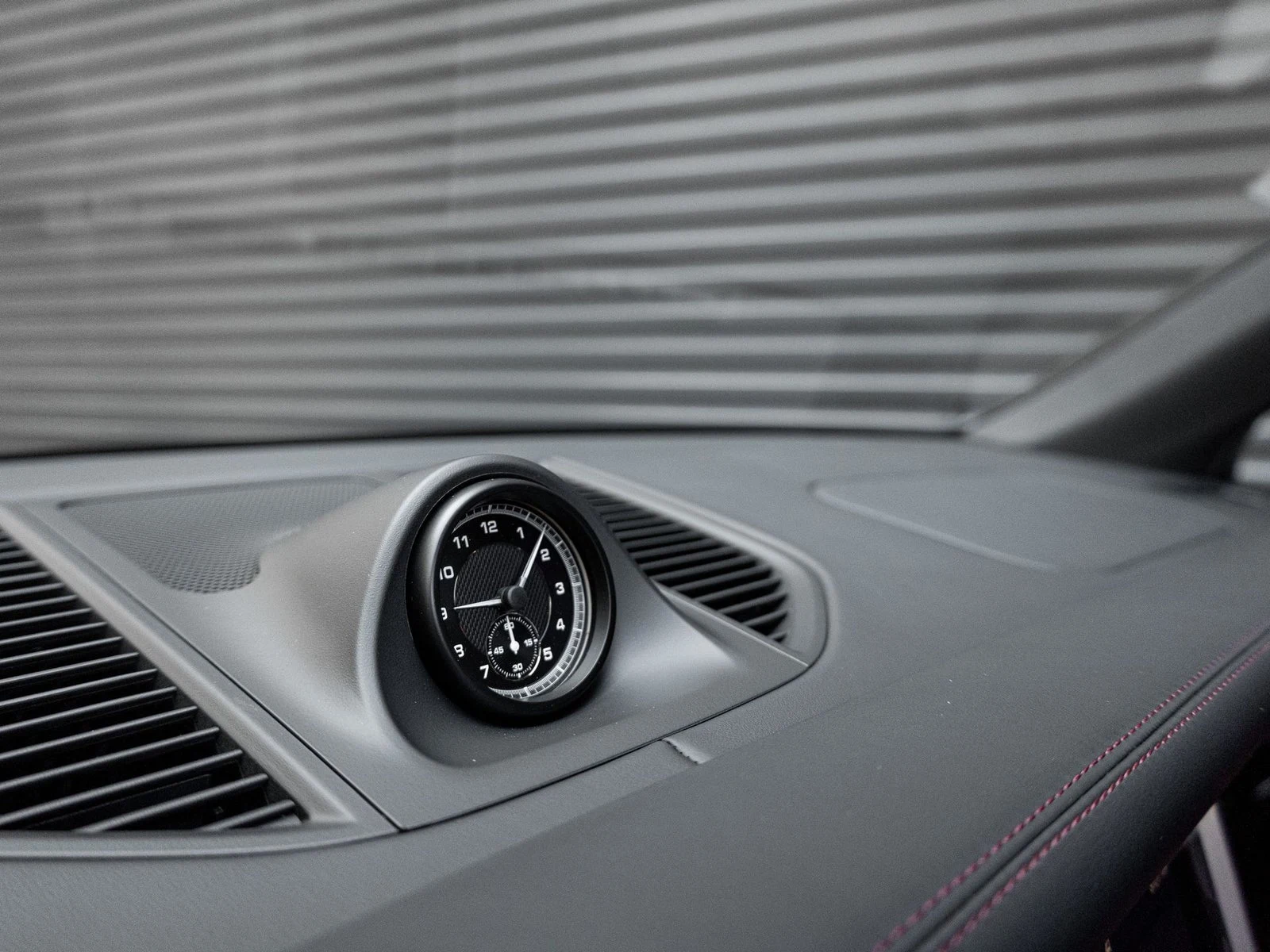 2026 Porsche Macan (95B), 20/20