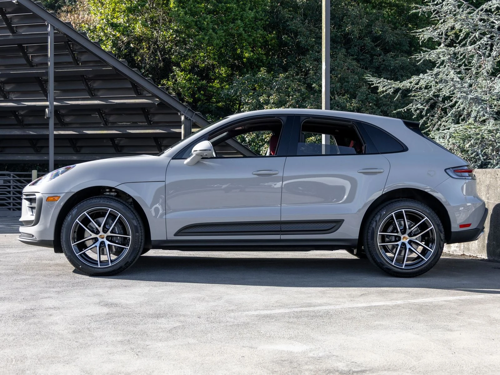 2026 Porsche Macan (95B), 2/20