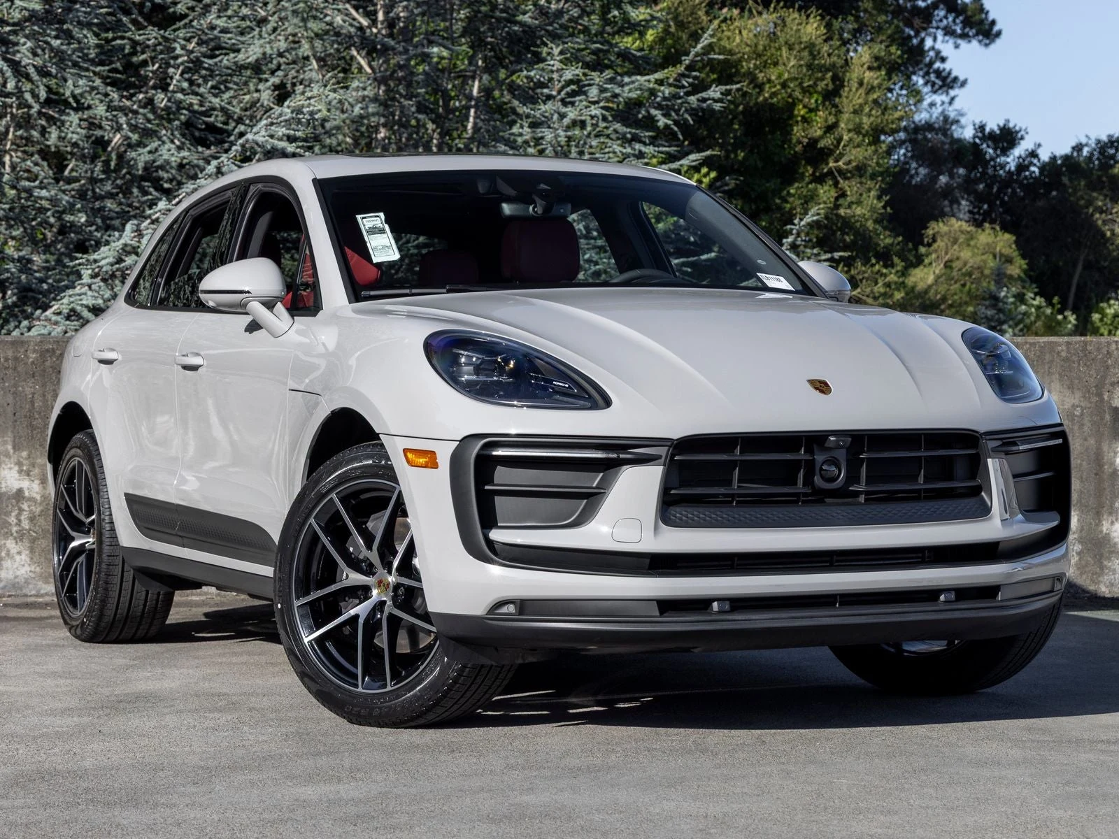 2026 Porsche Macan (95B), 6/20