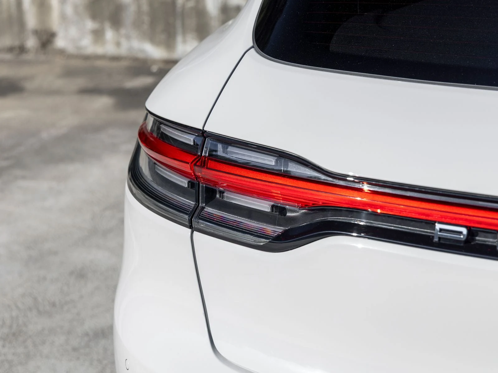 2026 Porsche Macan (95B), 18/20