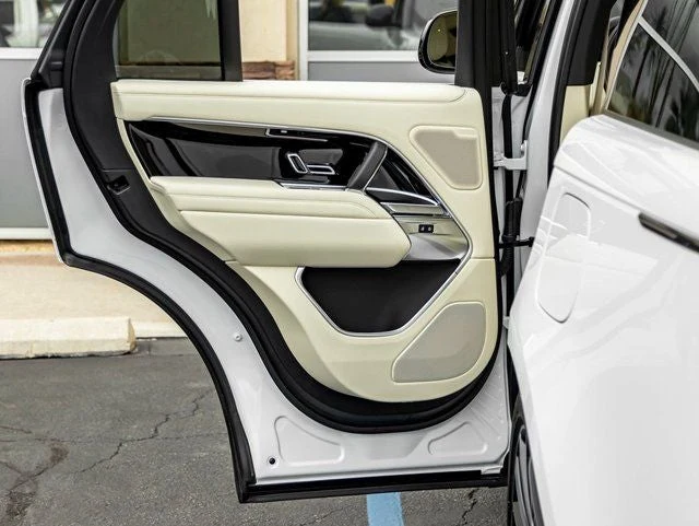 2026 Land Rover Range Rover Plug-In Hybrid SE (L460), 20/20