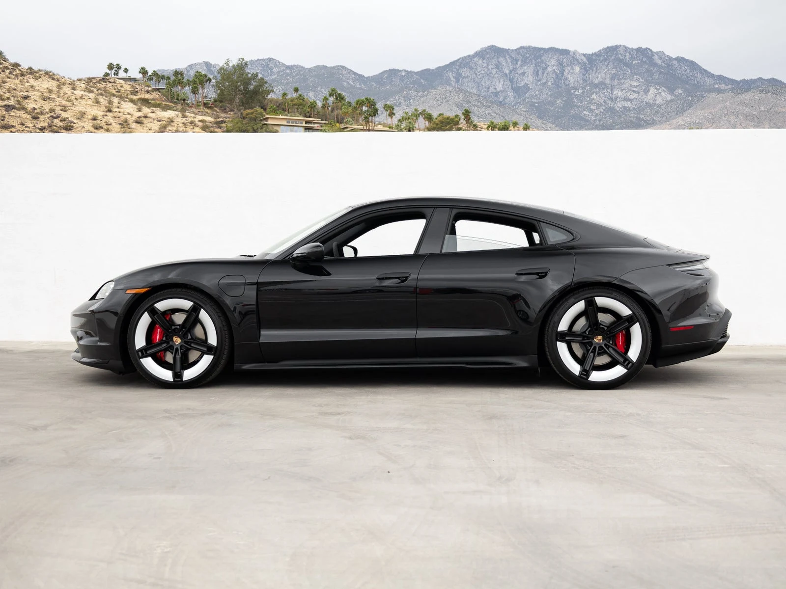 2026 Porsche Taycan 4S Black Edition (2025 Update), 2/20
