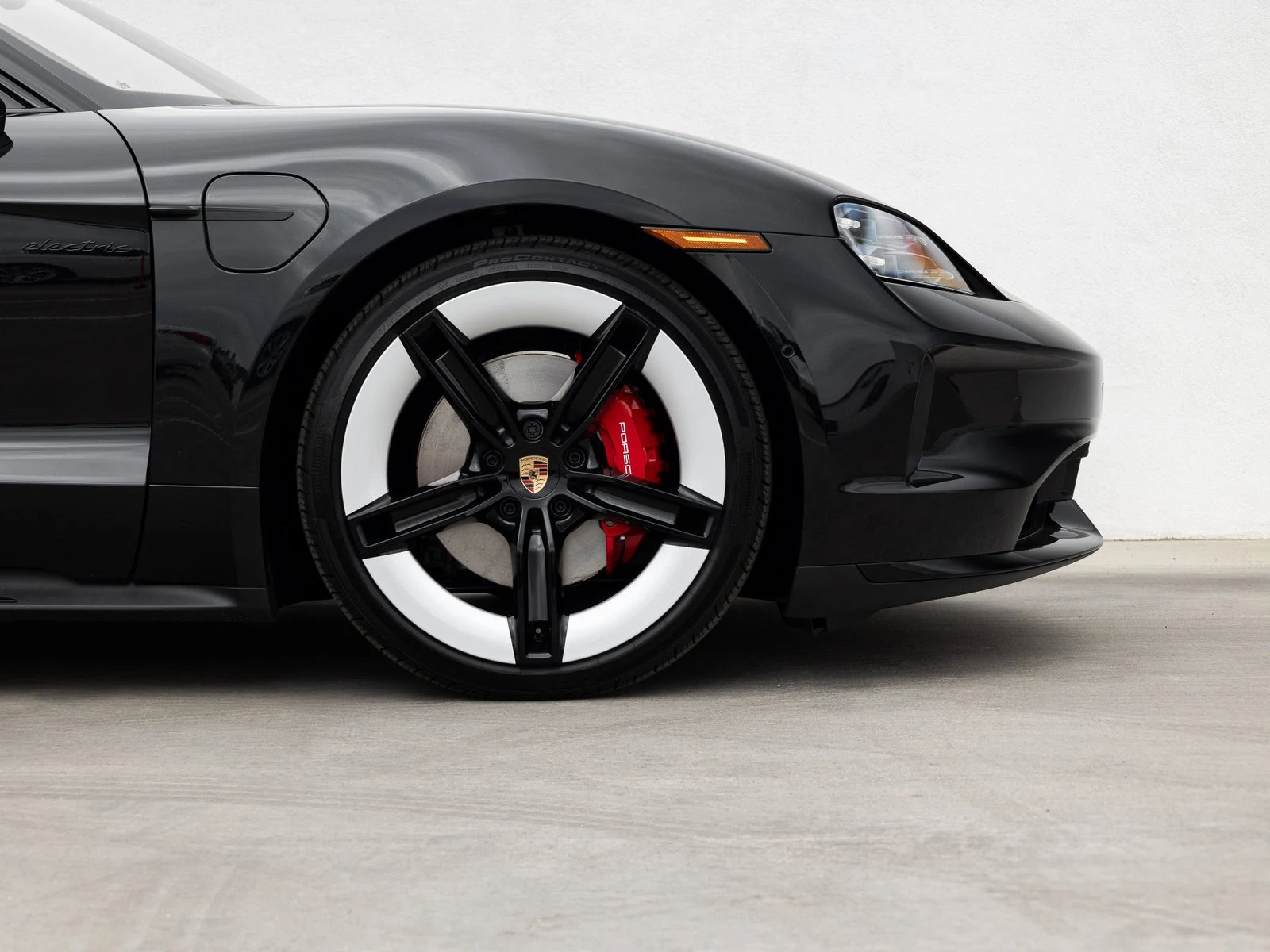 2026 Porsche Taycan 4S Black Edition (2025 Update), 11/20