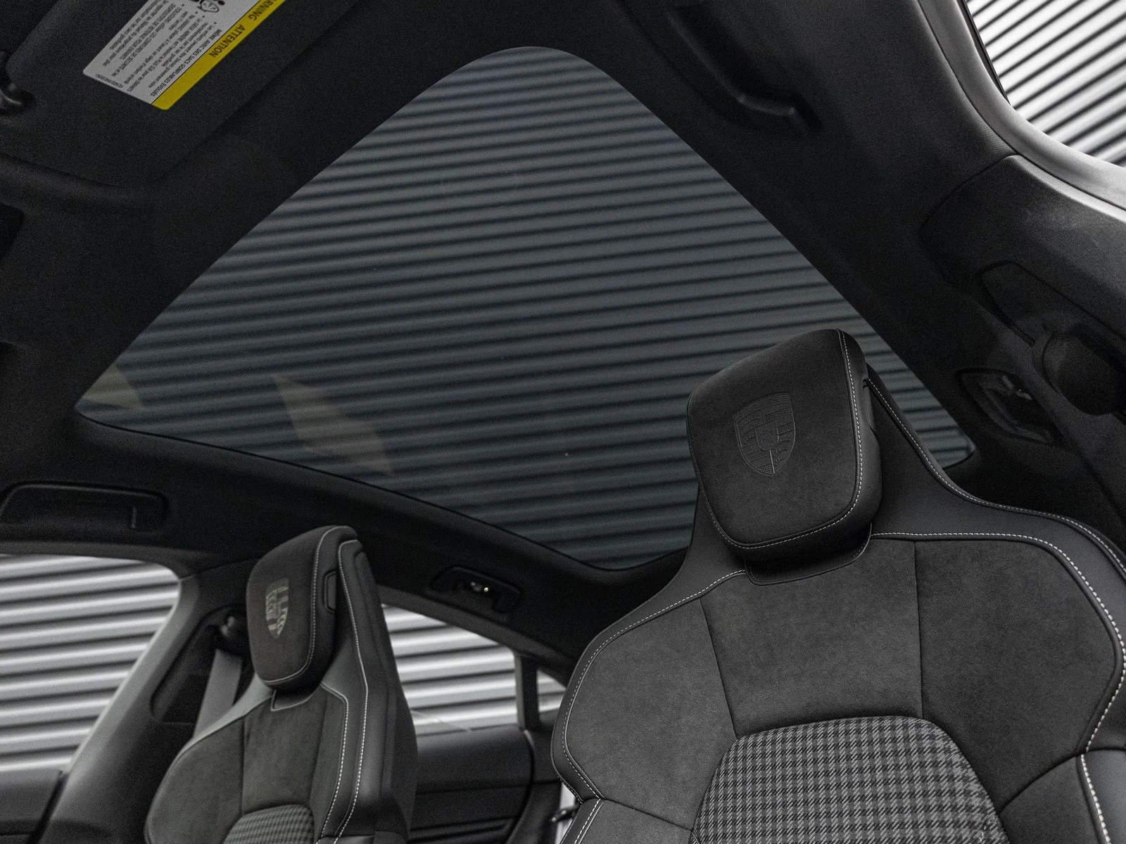 2026 Porsche Taycan 4S Black Edition (2025 Update), 16/20