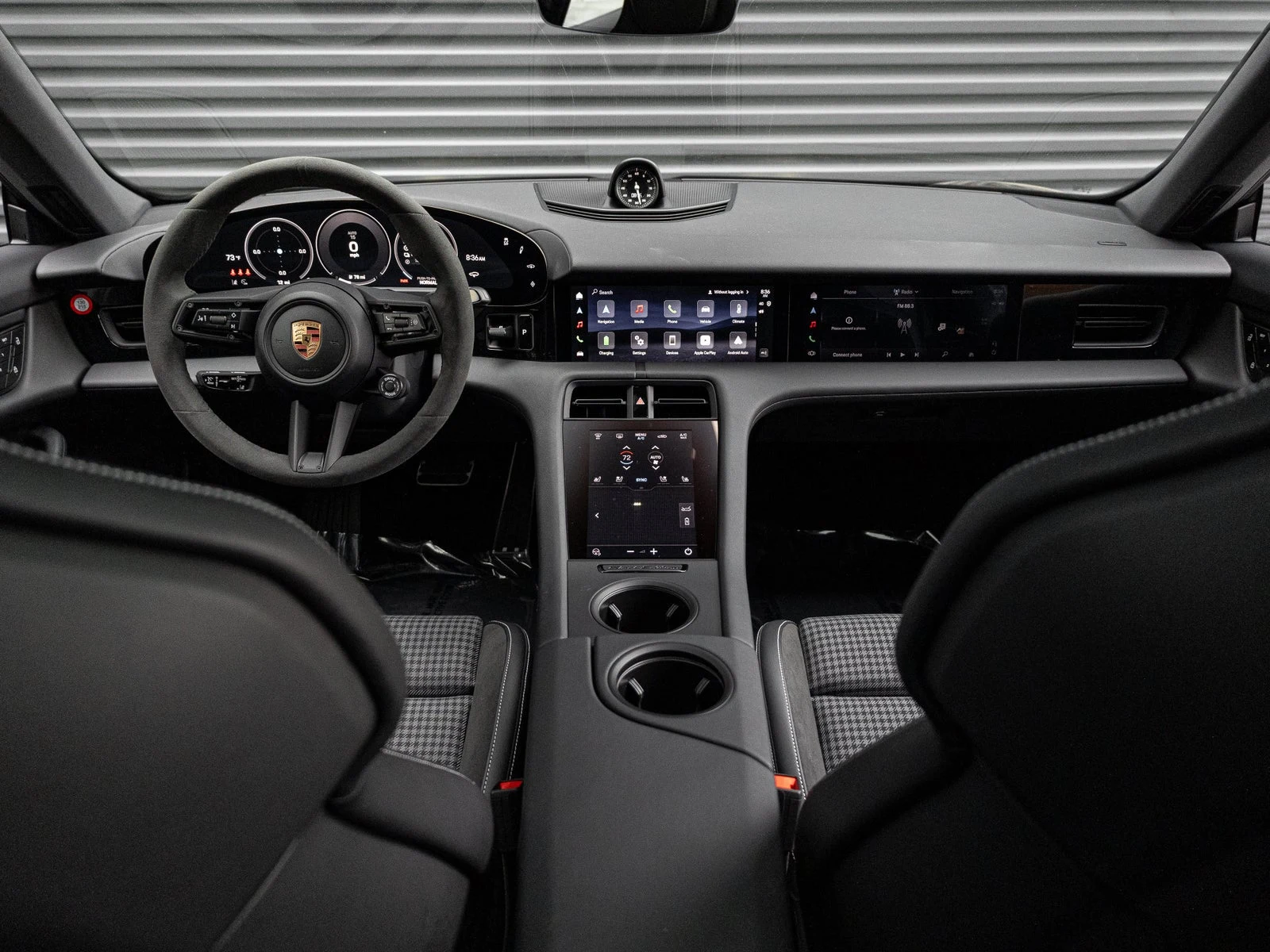 2026 Porsche Taycan 4S Black Edition (2025 Update), 19/20