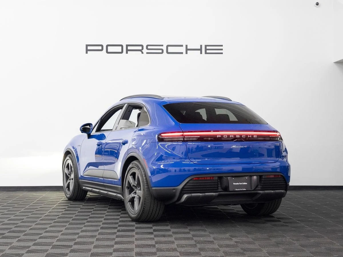 2026 Porsche Macan 4 Electric (XAB), 3/20