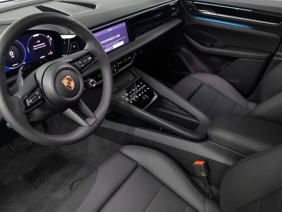 2026 Porsche Macan 4 Electric (XAB), 14/20