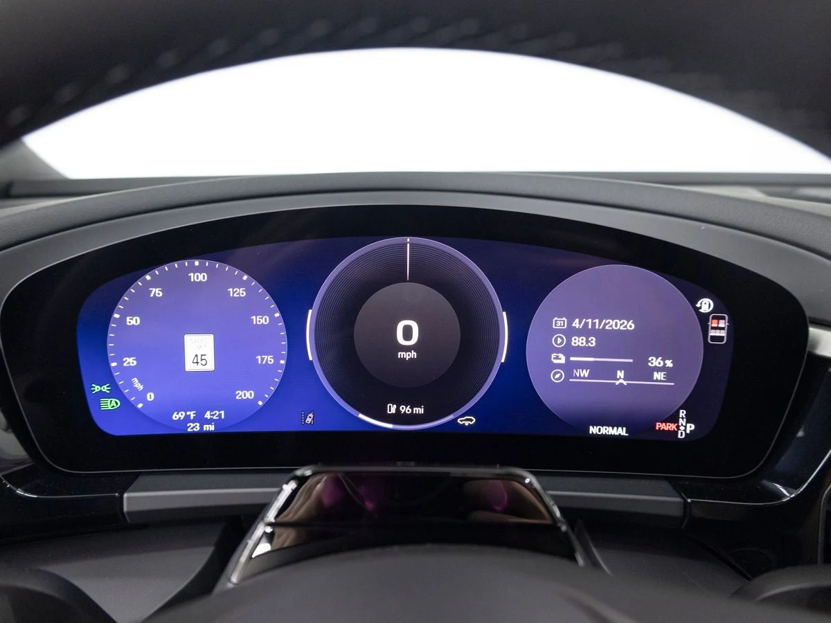 2026 Porsche Macan 4 Electric (XAB), 15/20