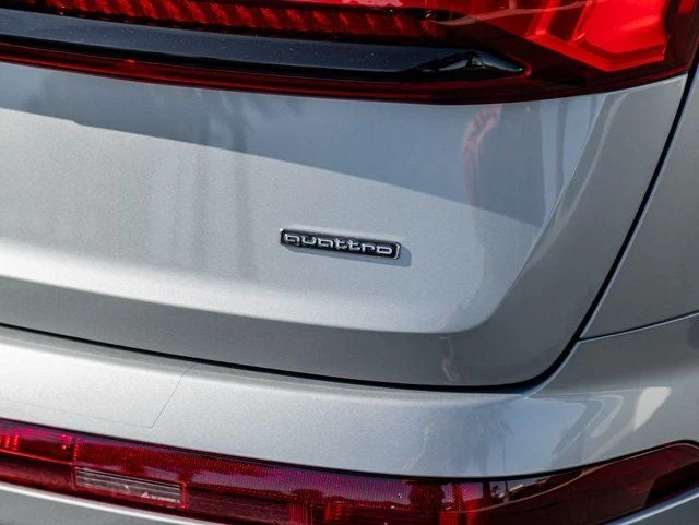 2026 Audi Q7 45 TFSI Premium Plus quattro (4M), 12/20