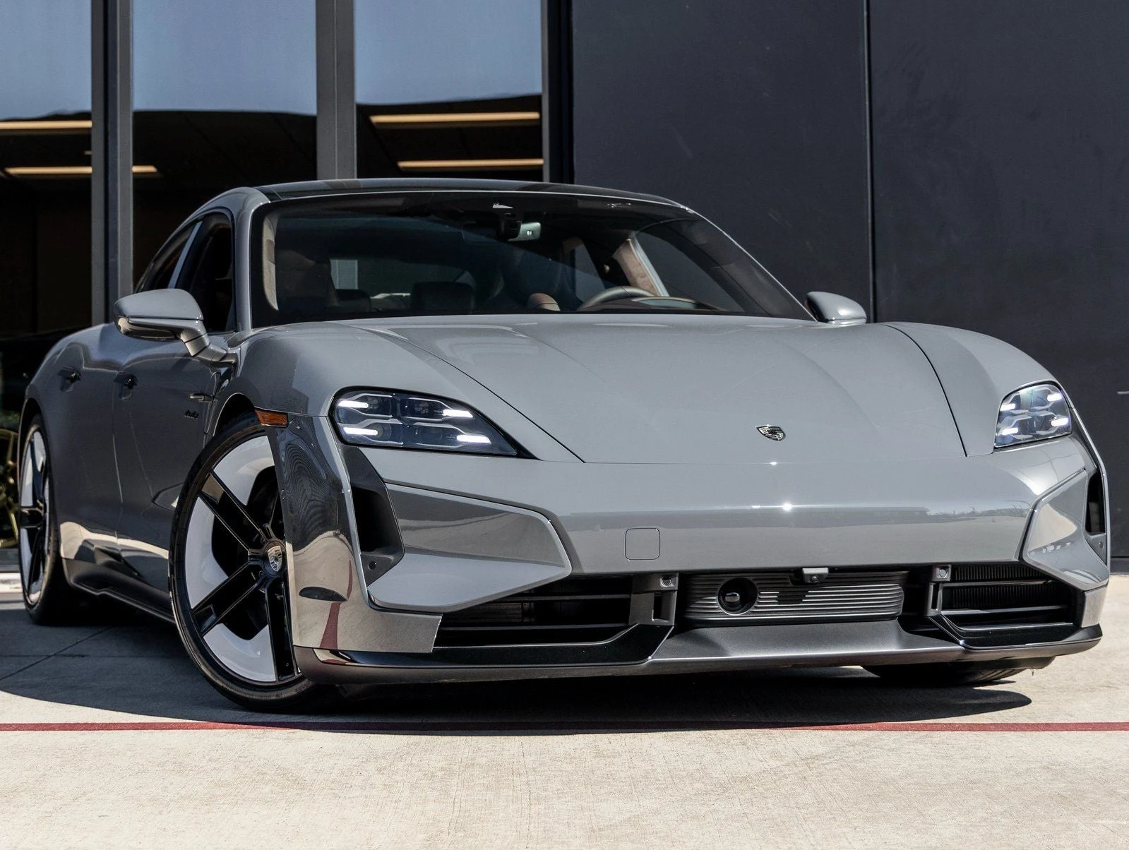 2026 Porsche Taycan Turbo S (2025 Update), 6/20