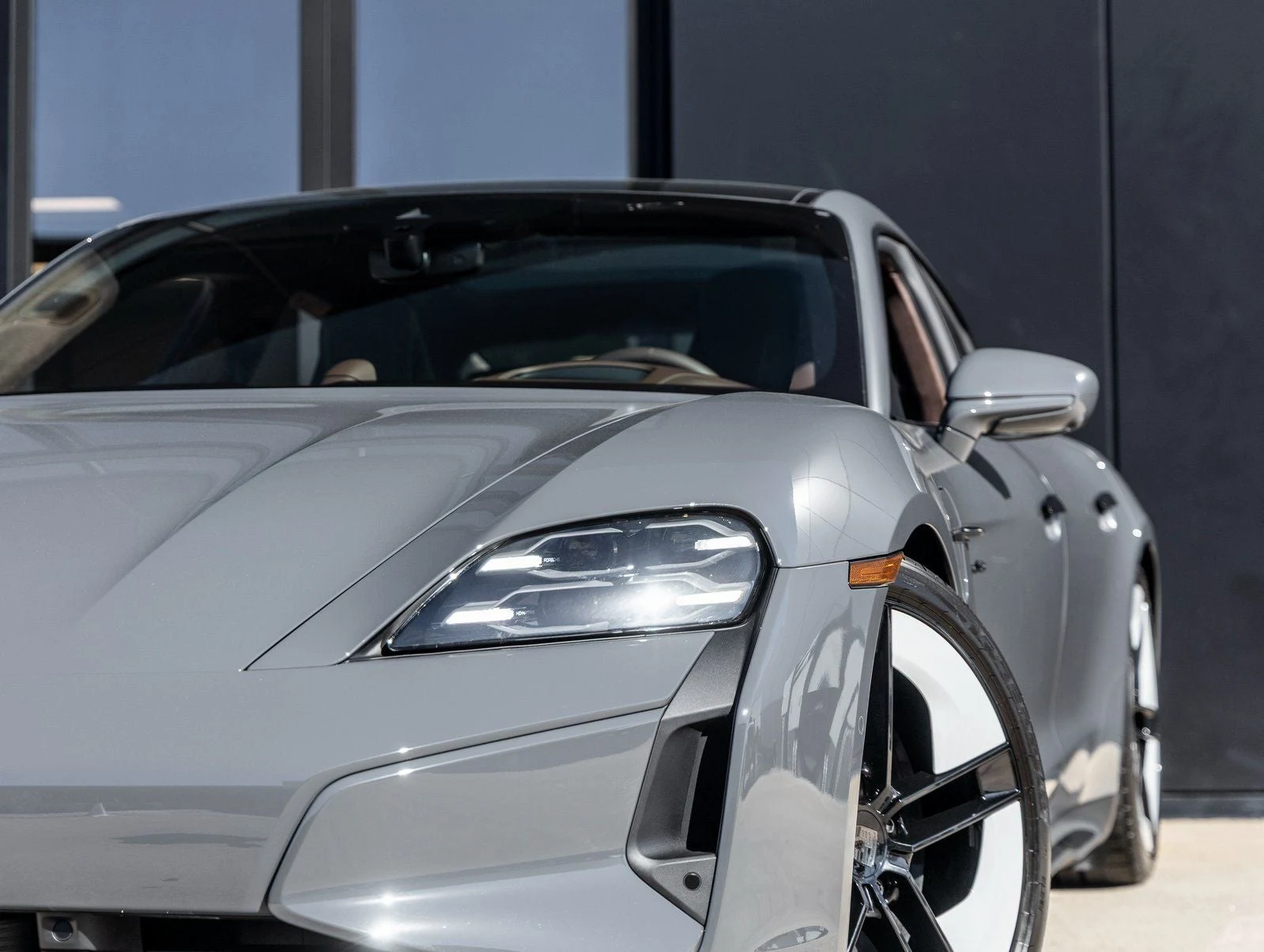 2026 Porsche Taycan Turbo S (2025 Update), 18/20