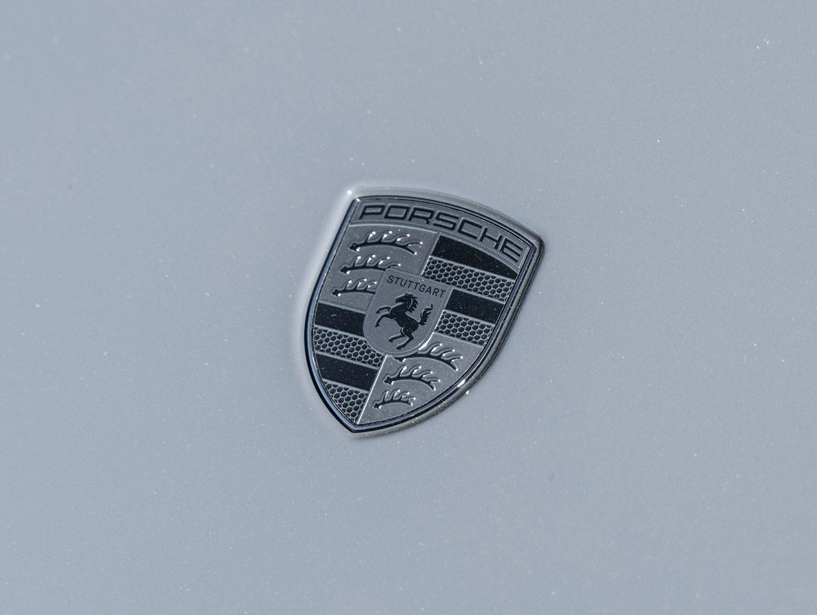 2026 Porsche Taycan Turbo S (2025 Update), 19/20