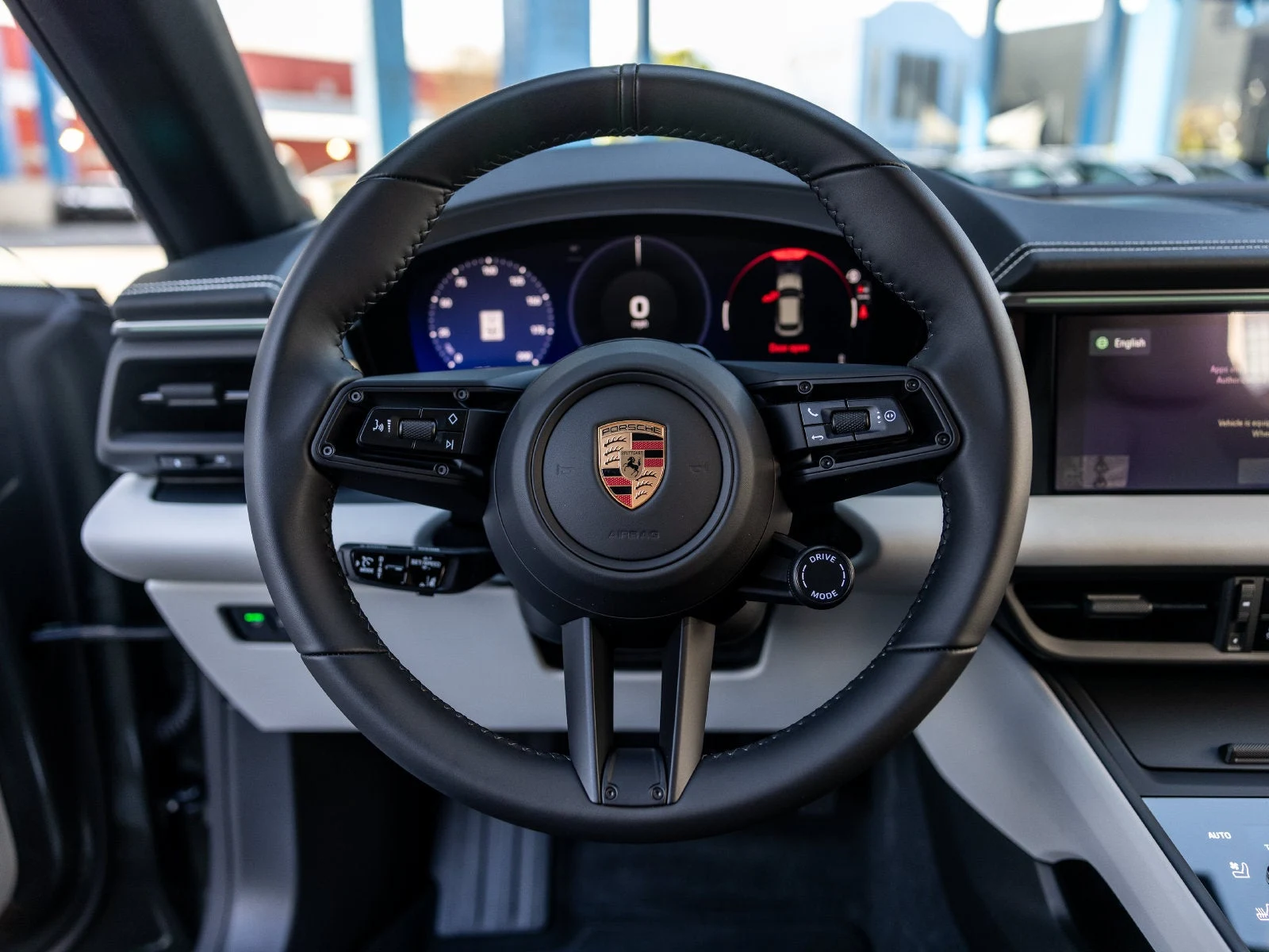 2026 Porsche Macan 4 Electric (XAB), 6/20
